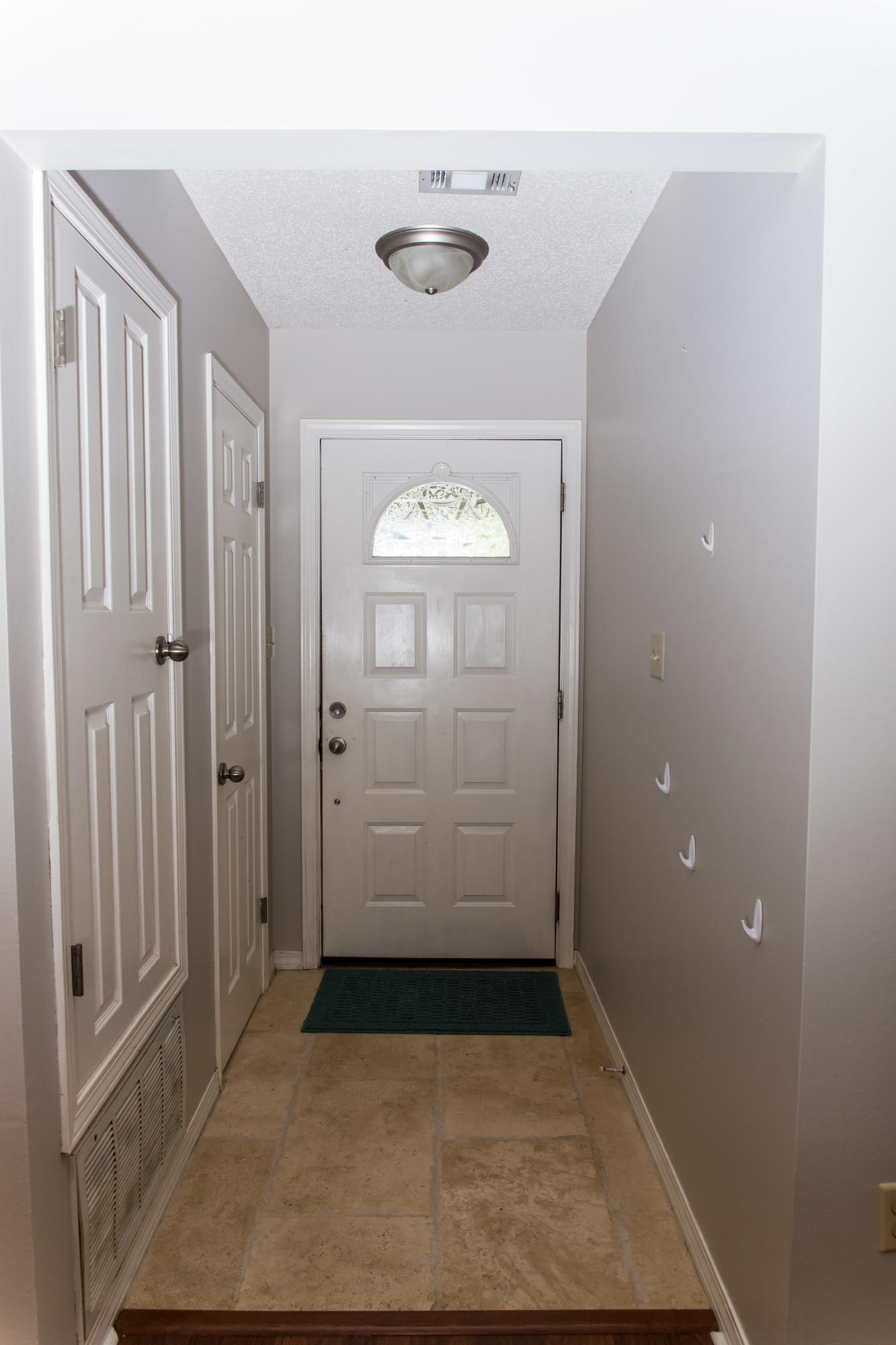 PINECREST HILLS - Residential