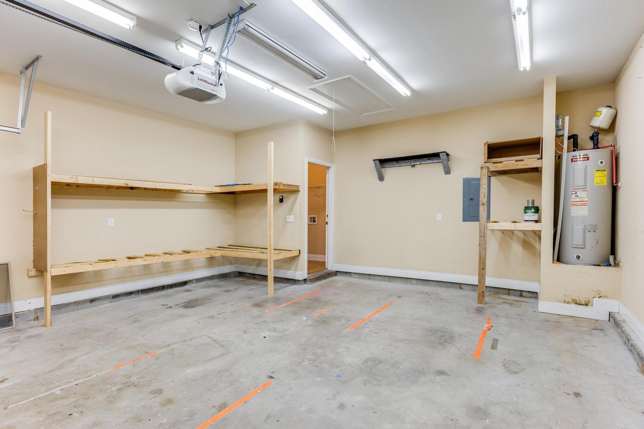 ROLLING RIDGE - Residential