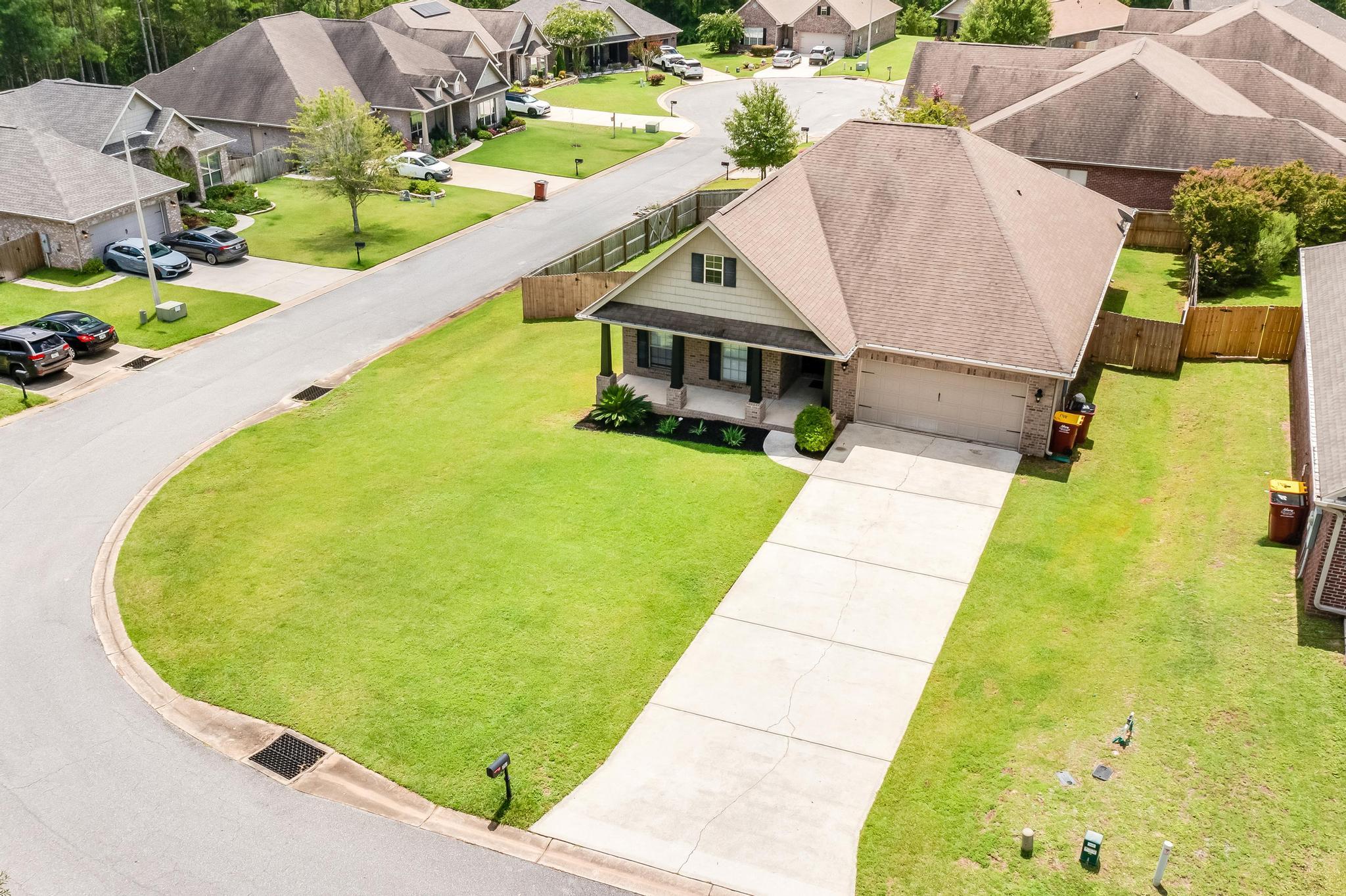 ROLLING RIDGE - Residential