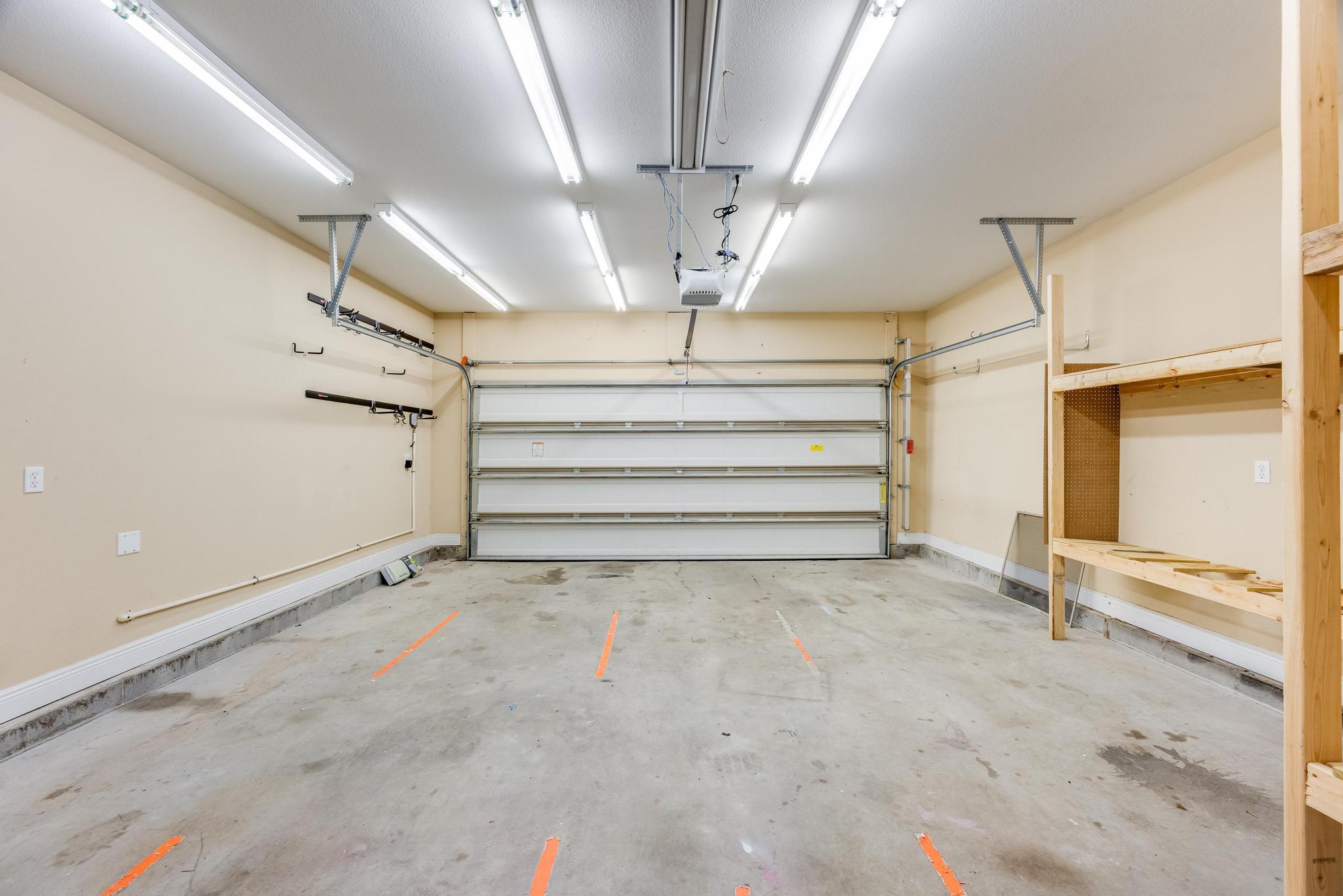 ROLLING RIDGE - Residential