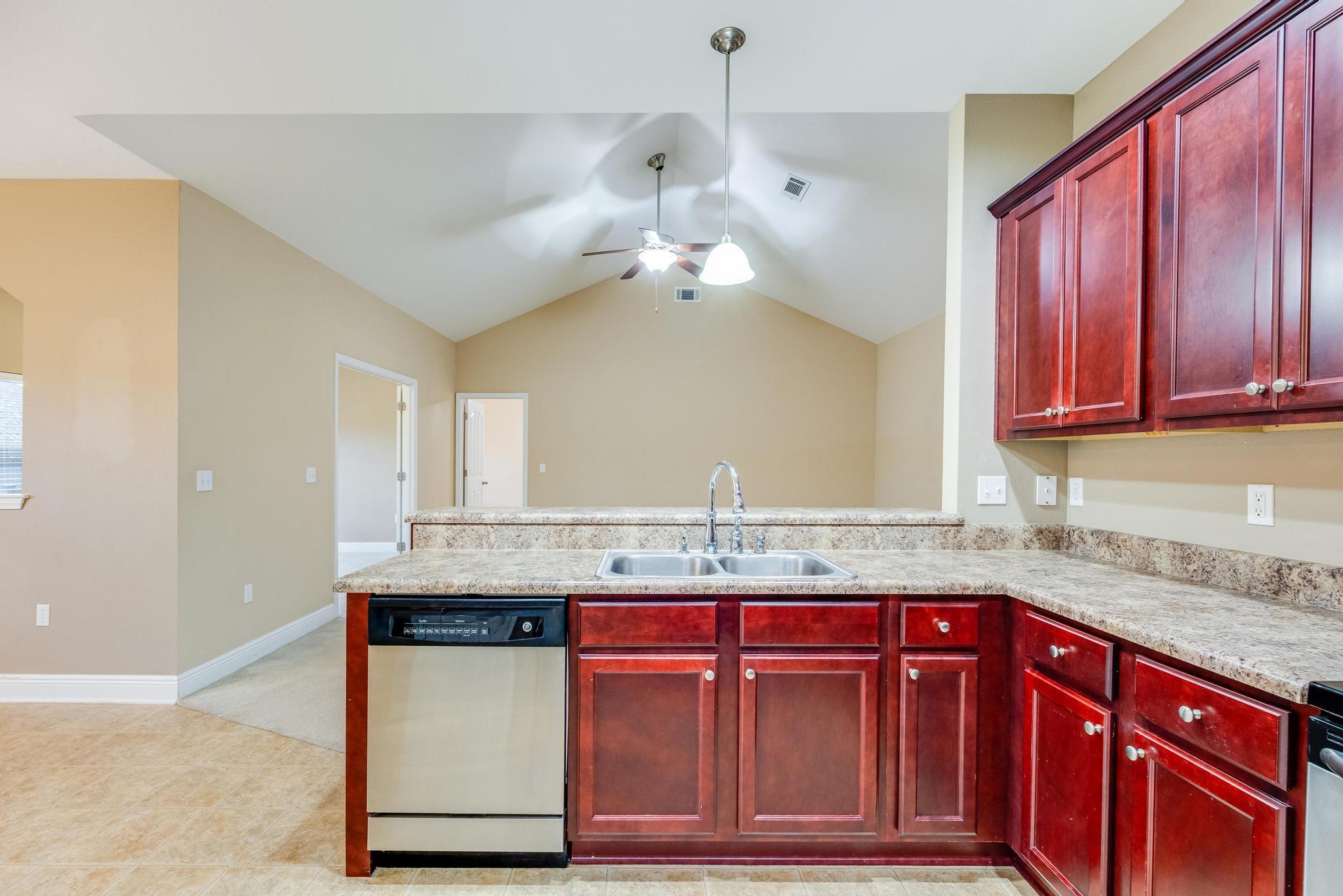 ROLLING RIDGE - Residential