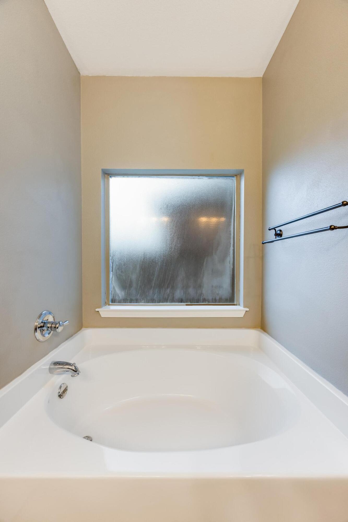 ROLLING RIDGE - Residential