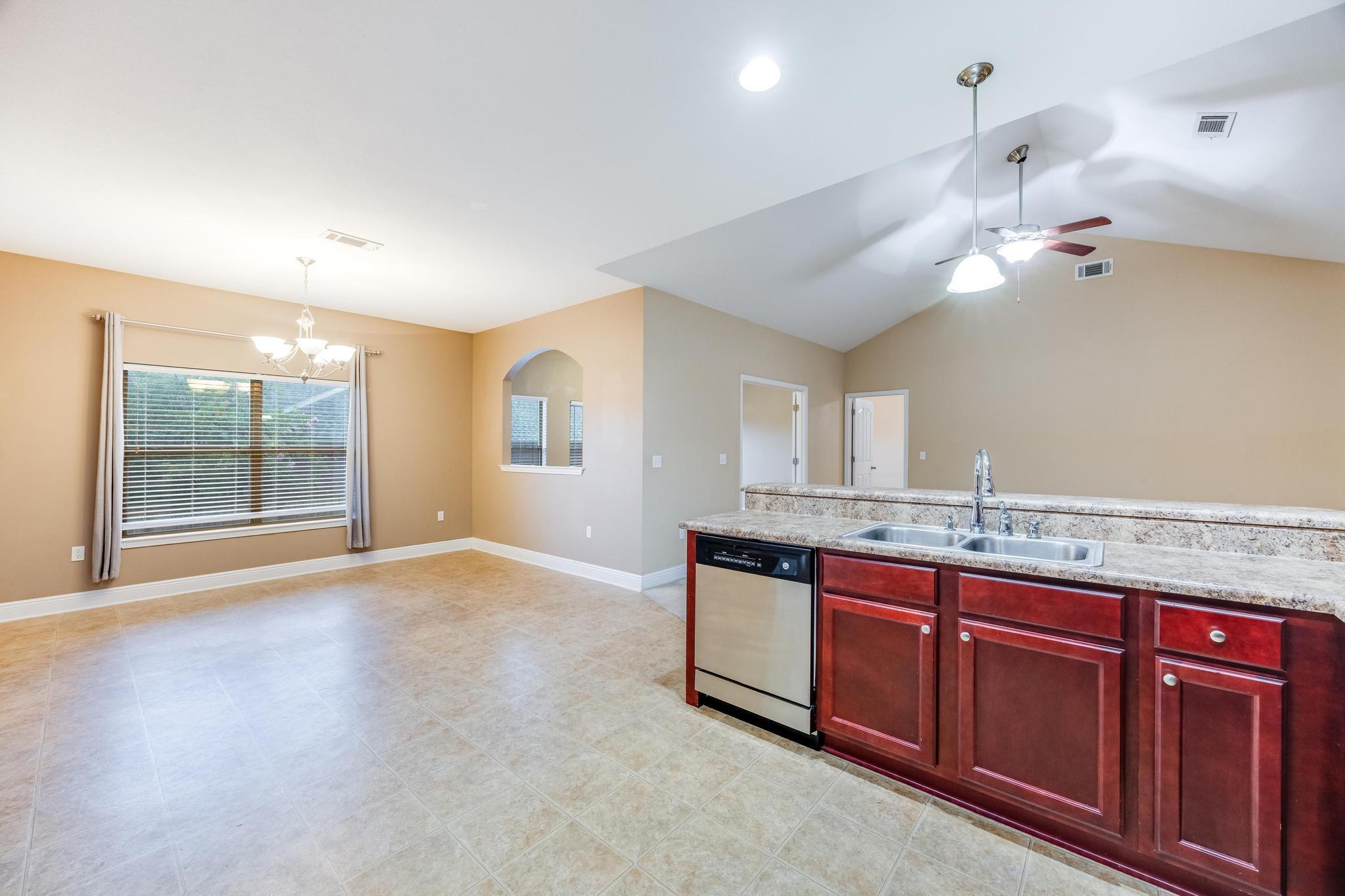 ROLLING RIDGE - Residential