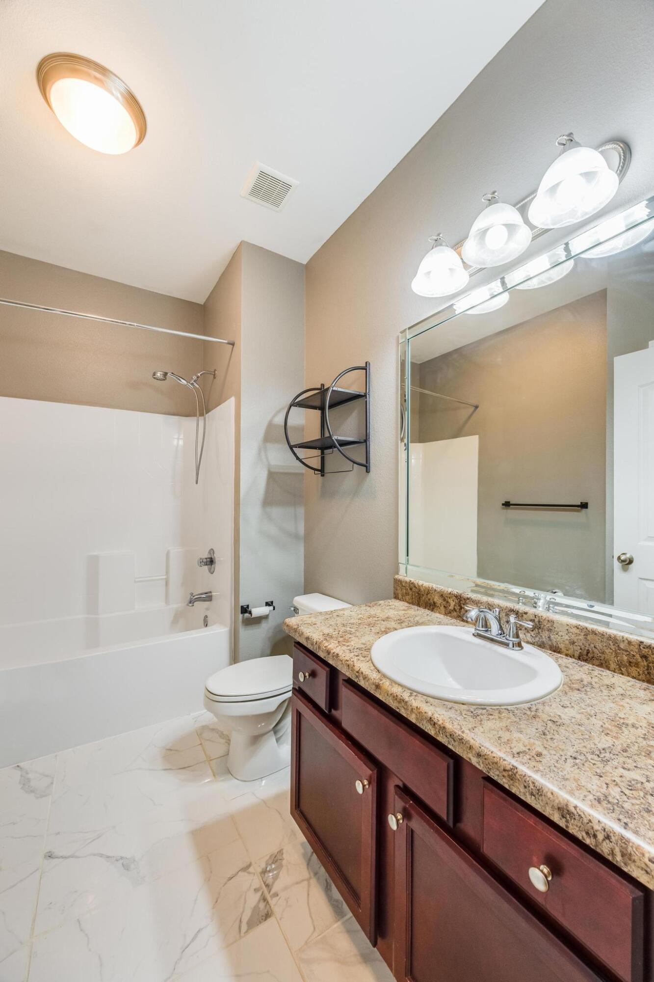 ROLLING RIDGE - Residential