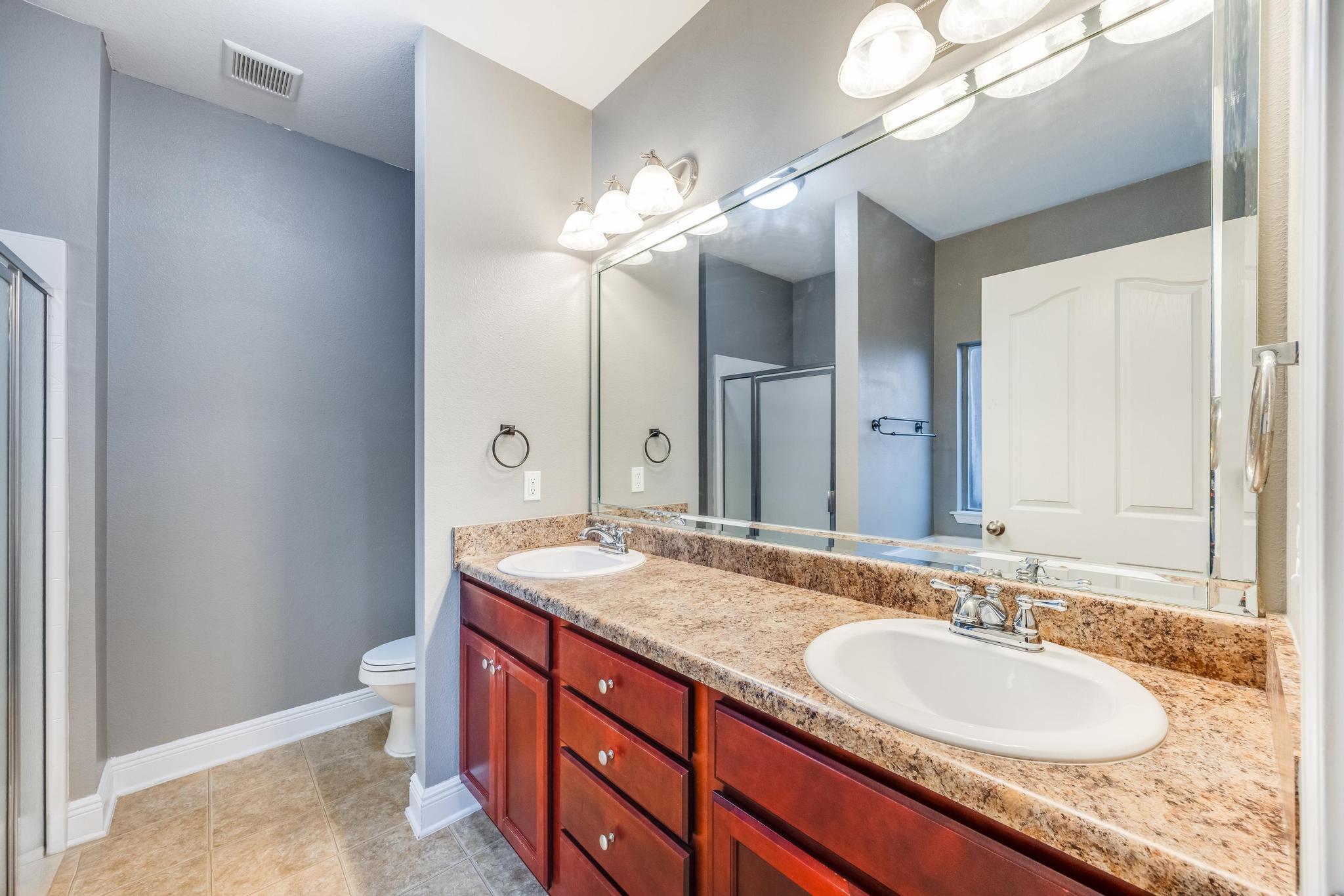 ROLLING RIDGE - Residential