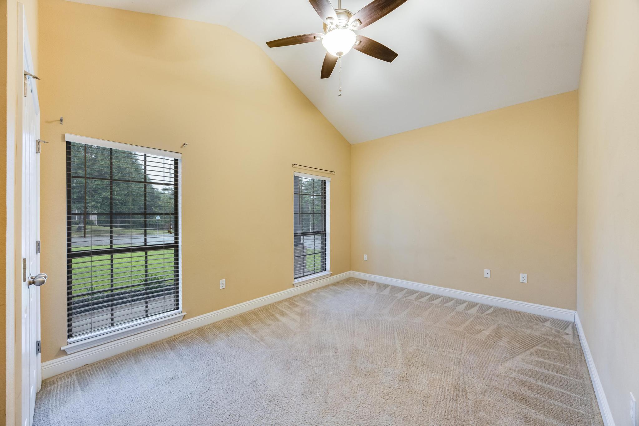 ROLLING RIDGE - Residential