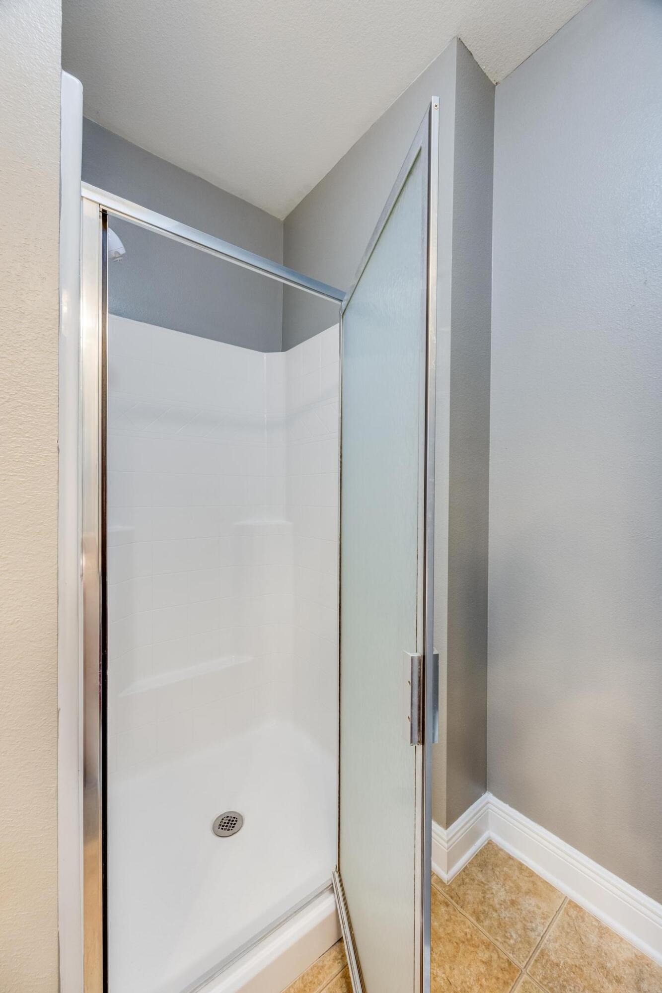 ROLLING RIDGE - Residential