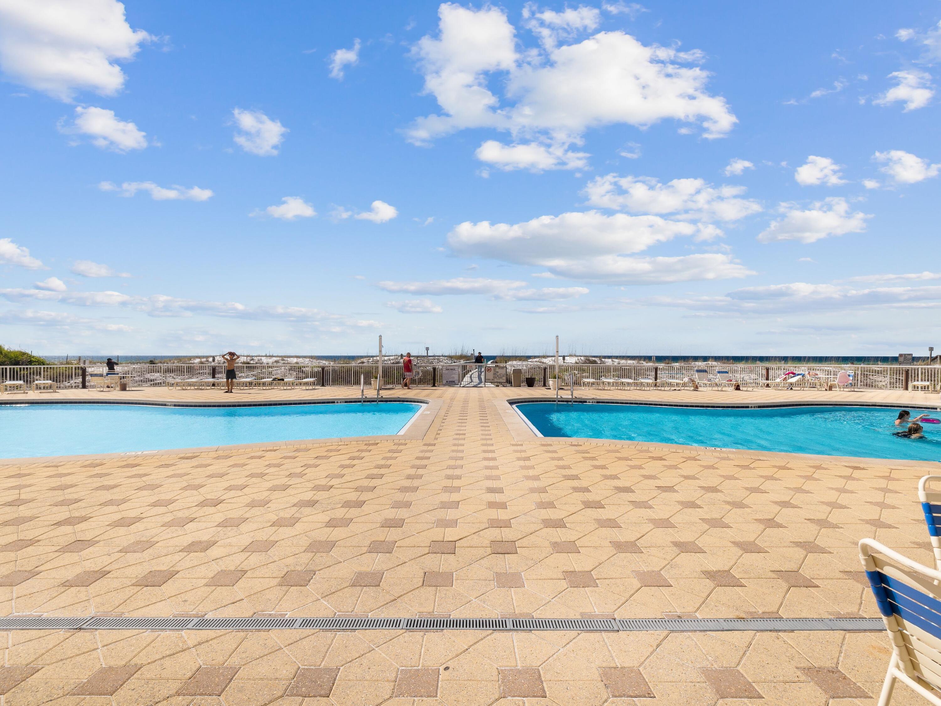 SUMMER PLACE - Residential