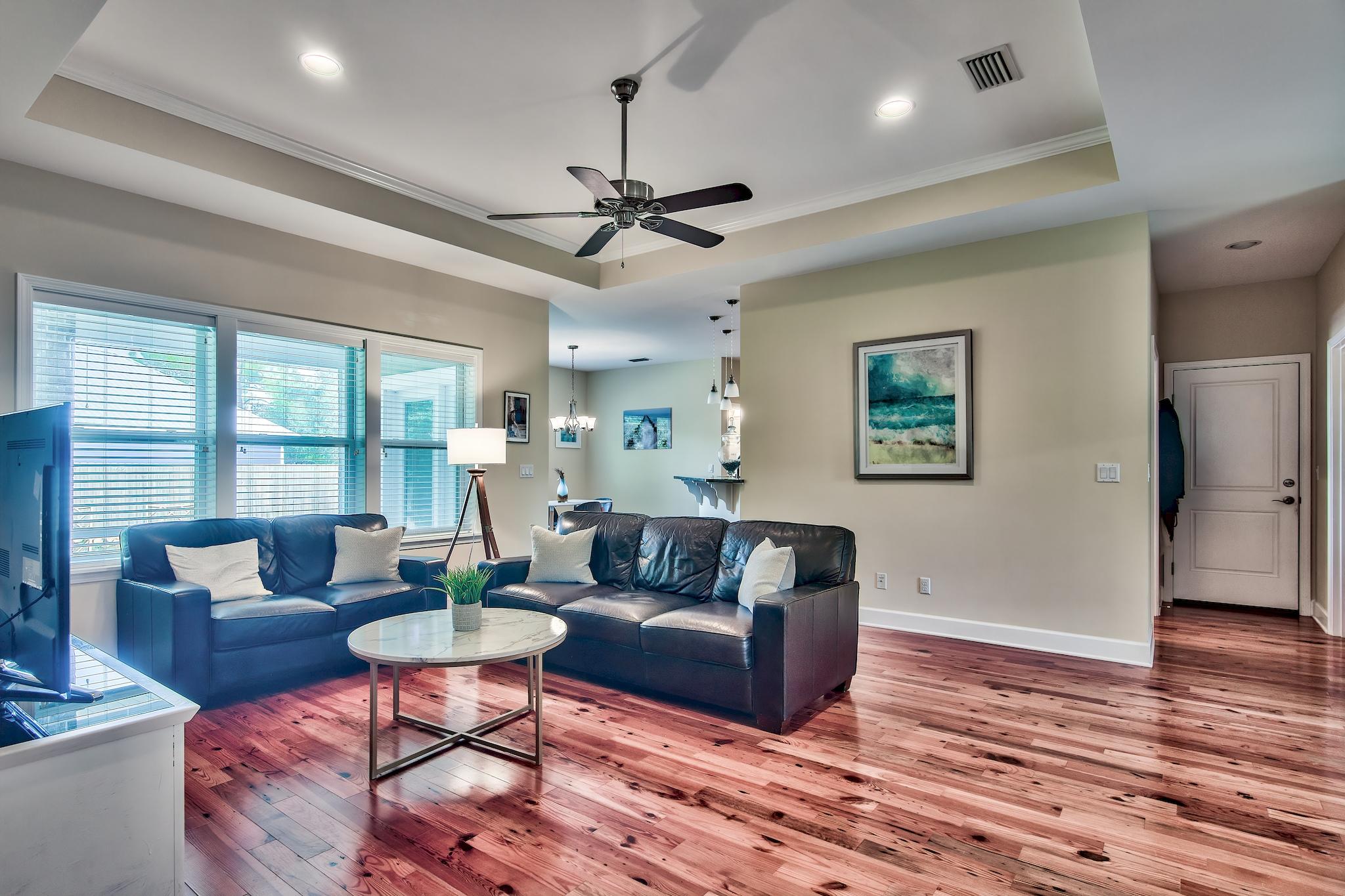 PELICAN BAY S/D - Residential