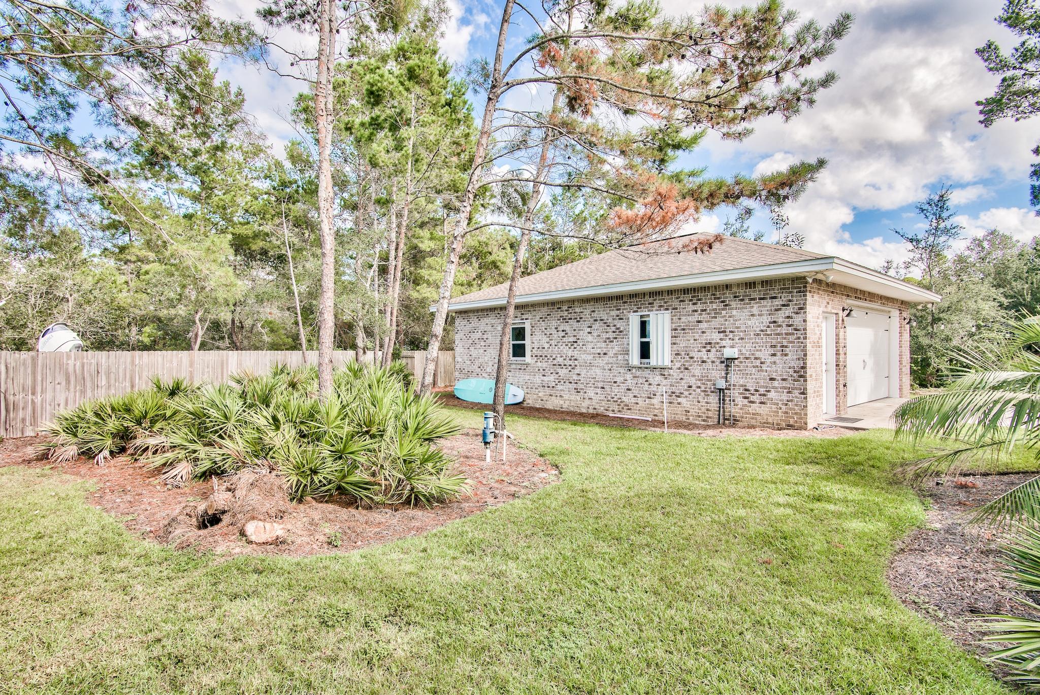 PELICAN BAY S/D - Residential