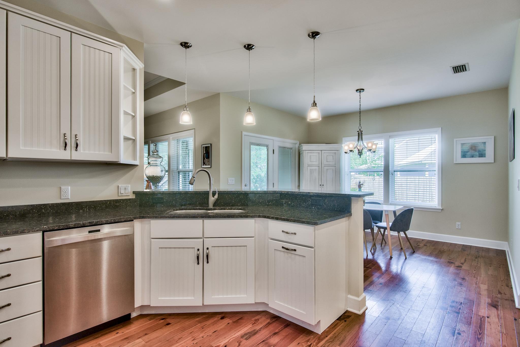 PELICAN BAY S/D - Residential