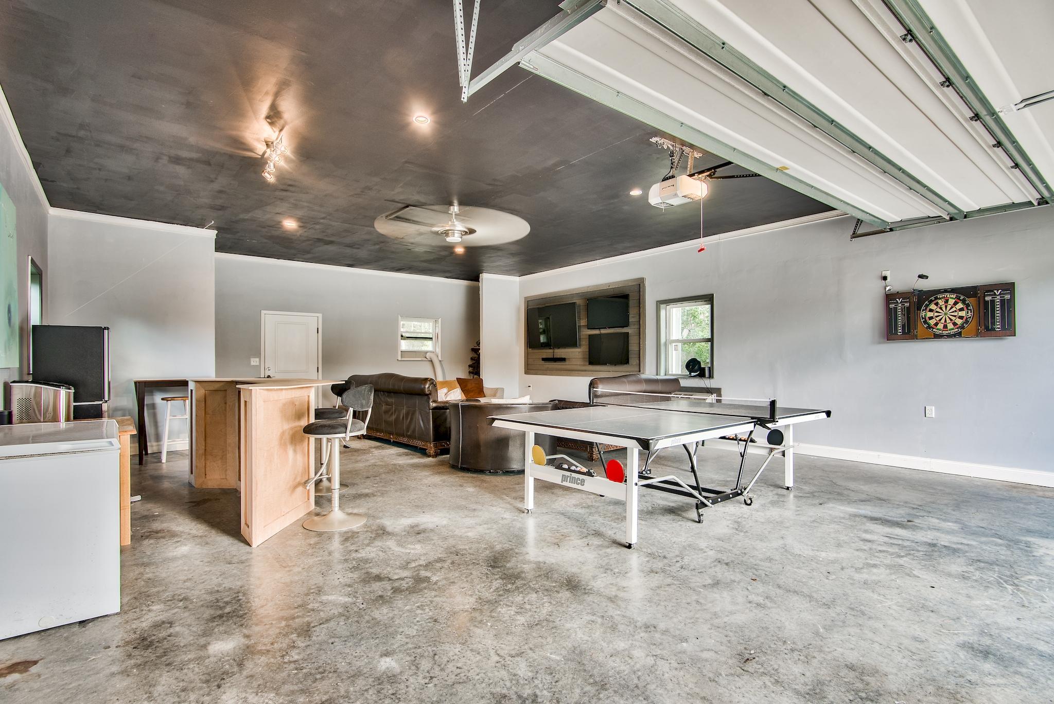 PELICAN BAY S/D - Residential