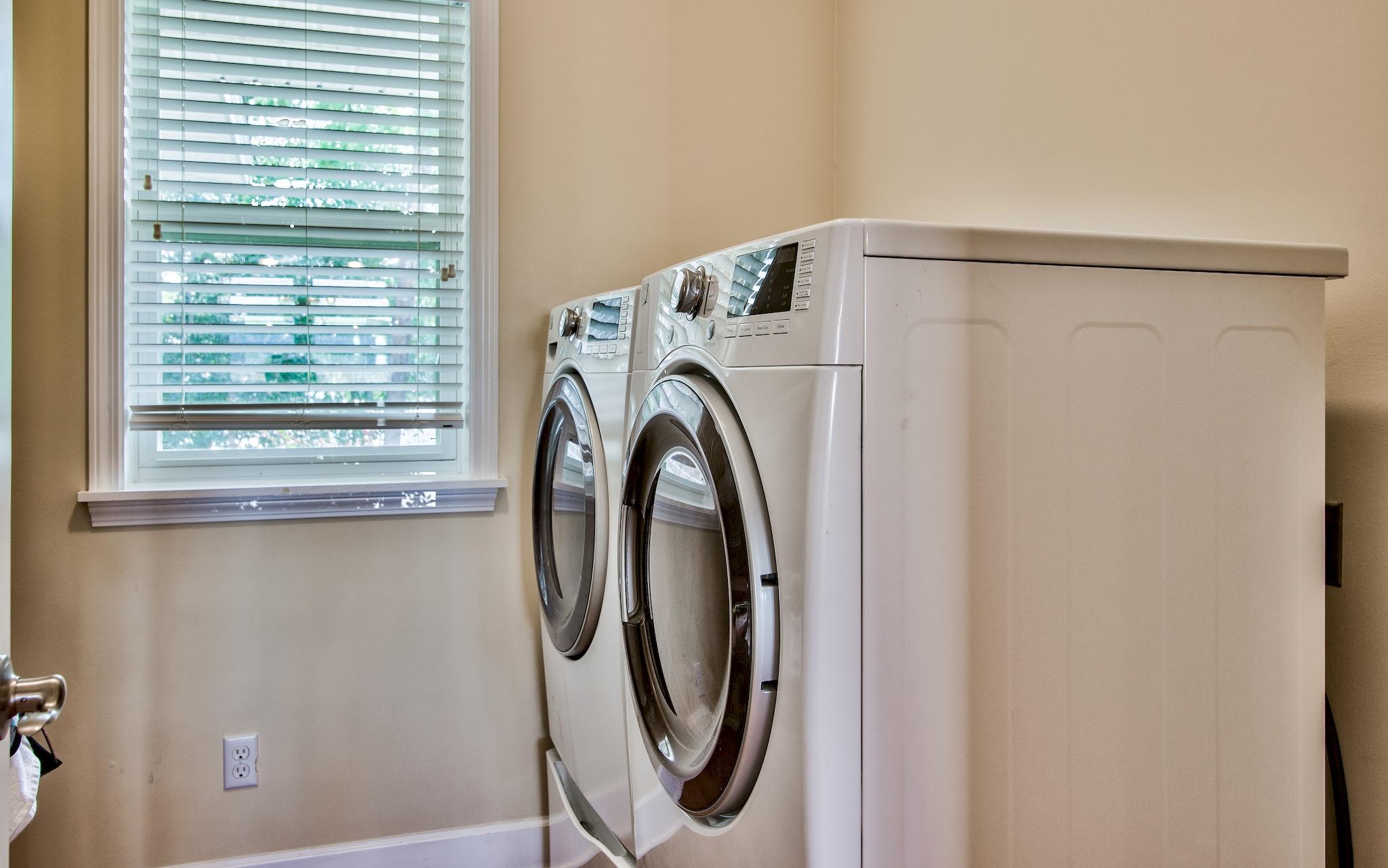 PELICAN BAY S/D - Residential