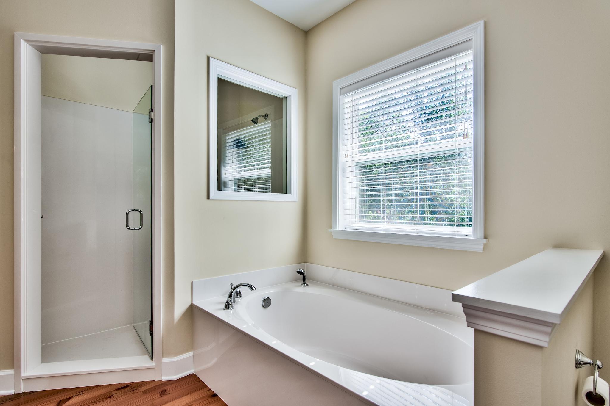 PELICAN BAY S/D - Residential