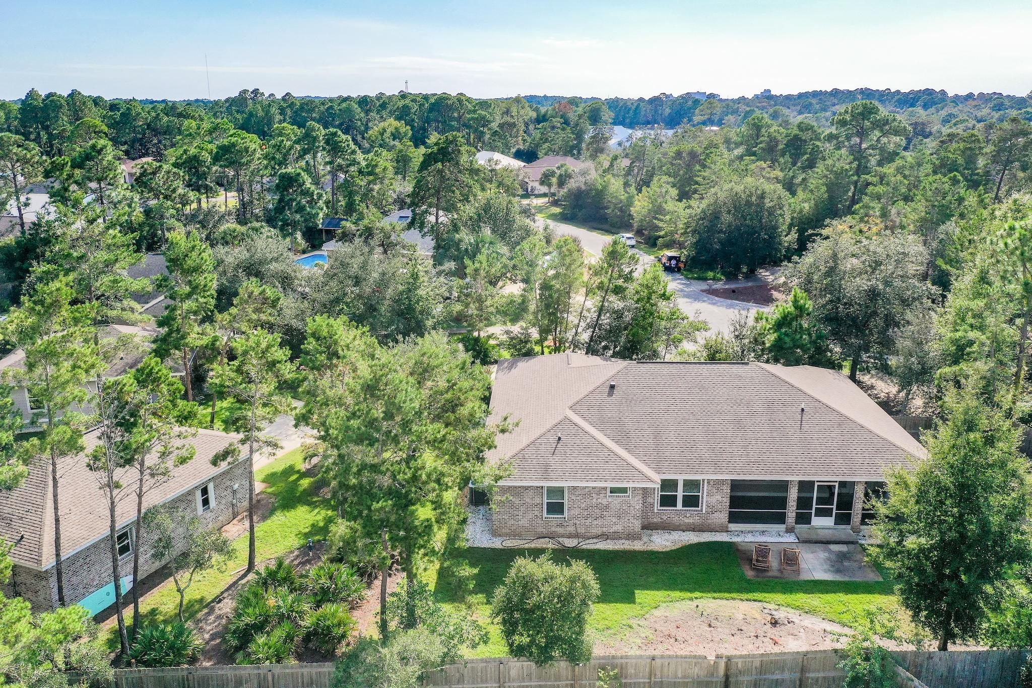 PELICAN BAY S/D - Residential