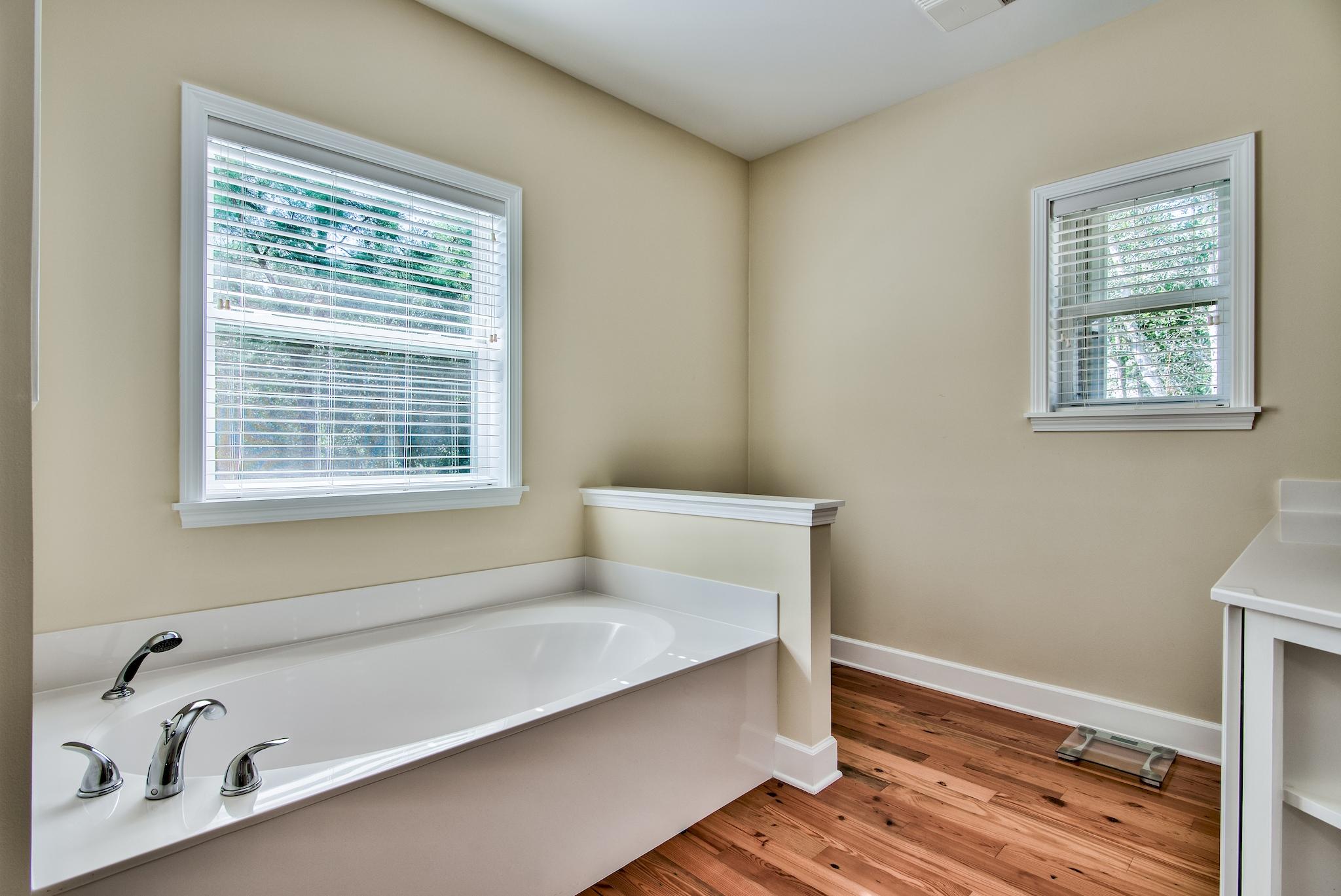 PELICAN BAY S/D - Residential