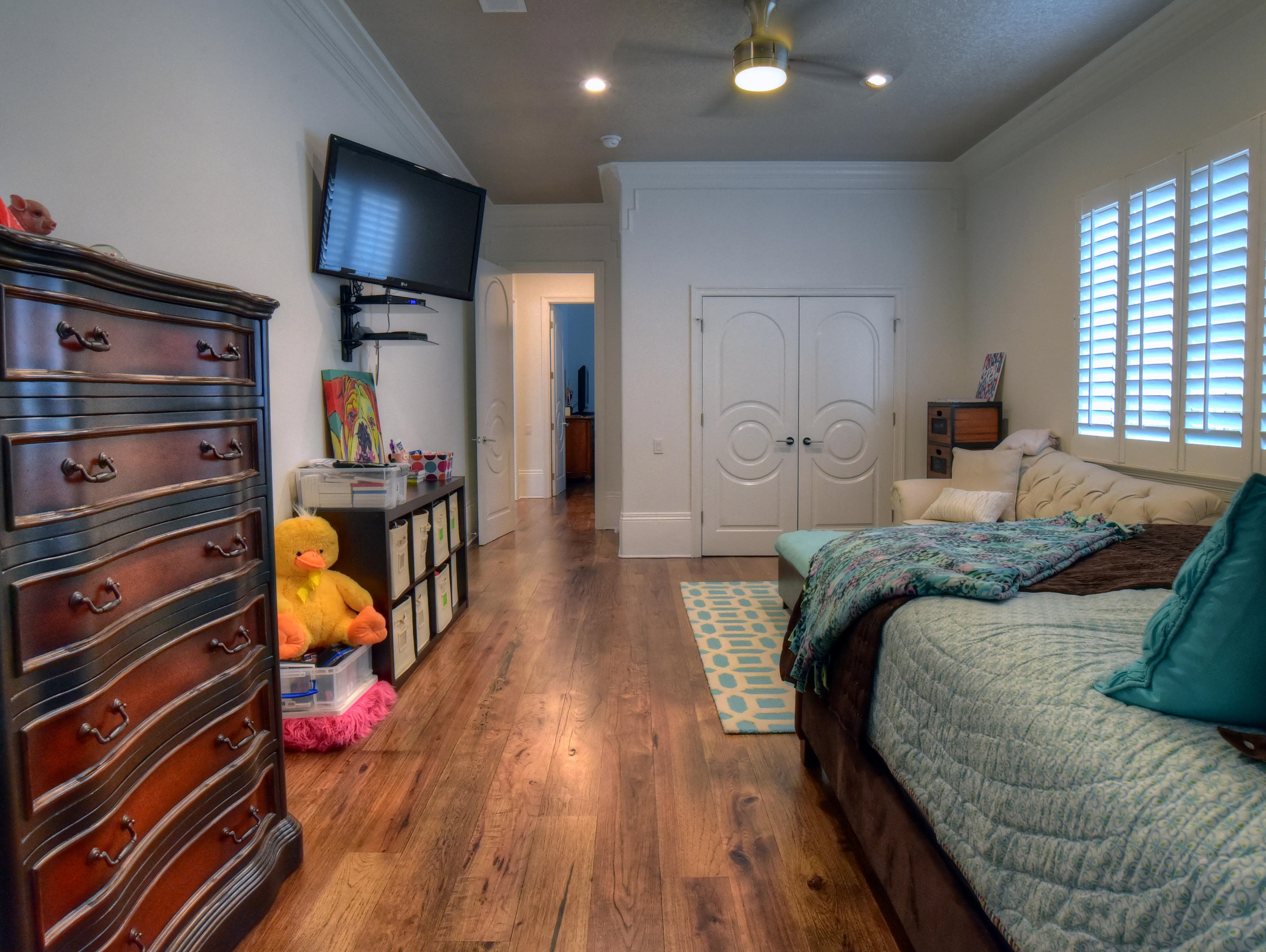 BURNT PINE - Residential