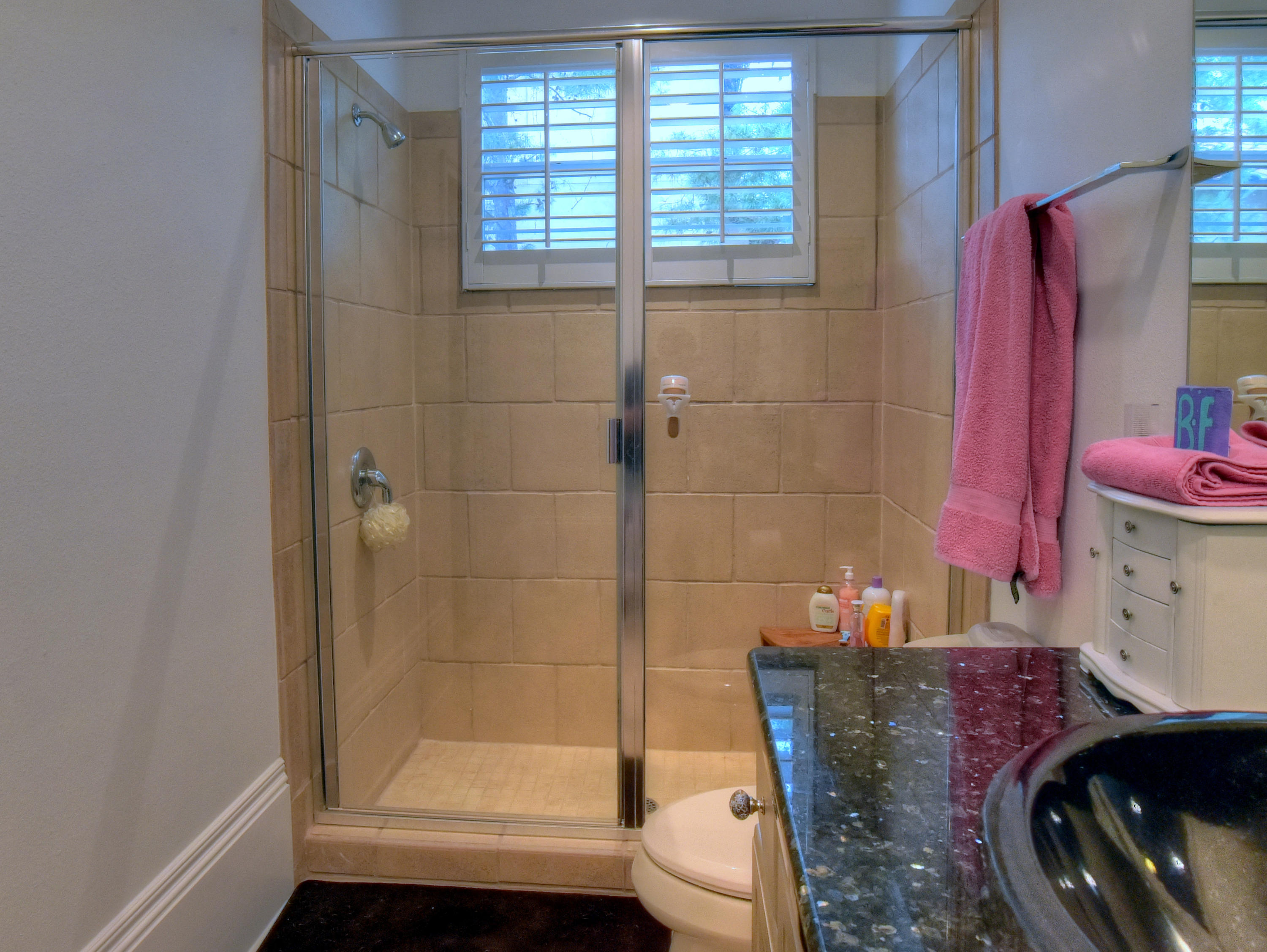 BURNT PINE - Residential