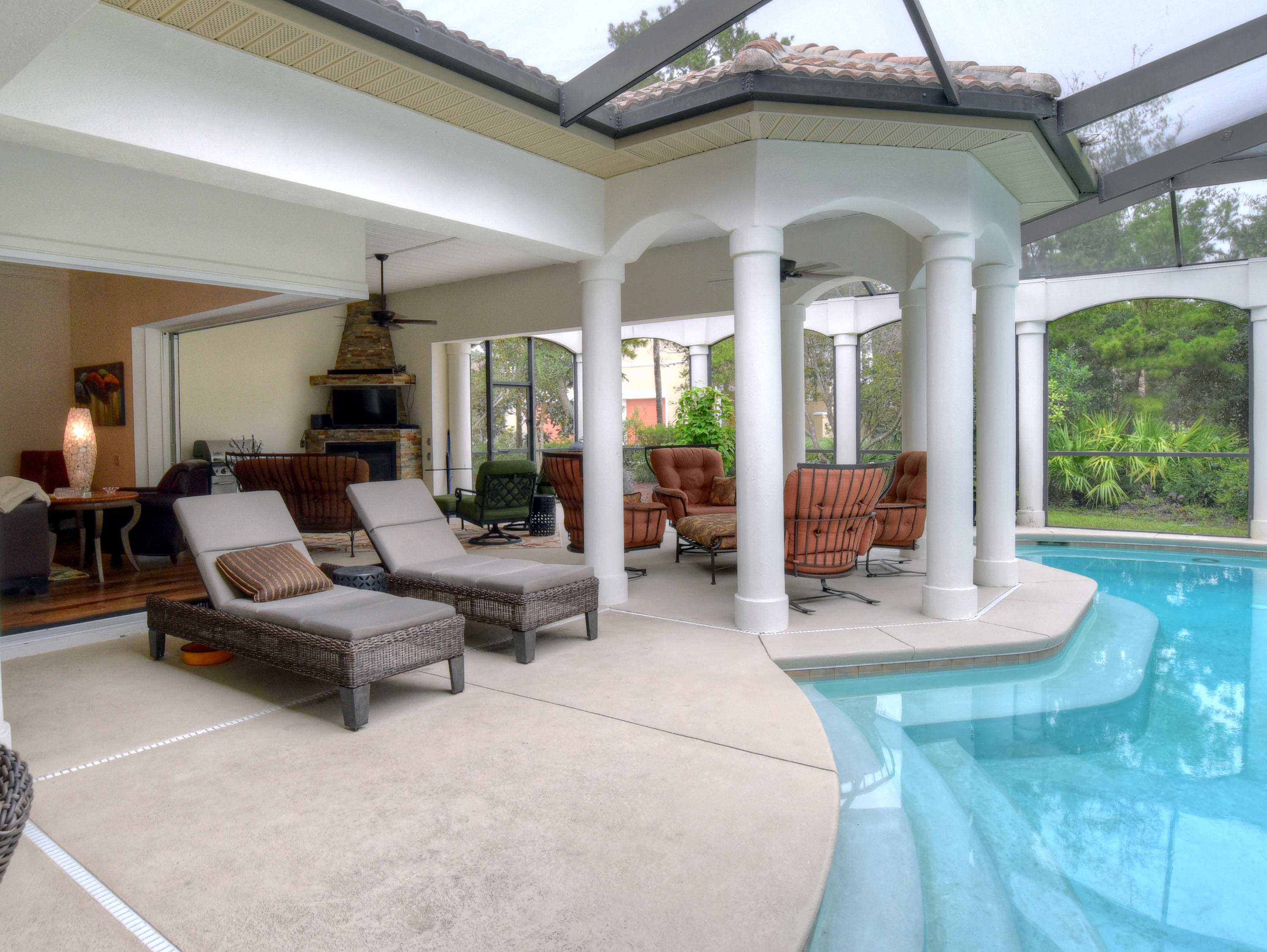 BURNT PINE - Residential