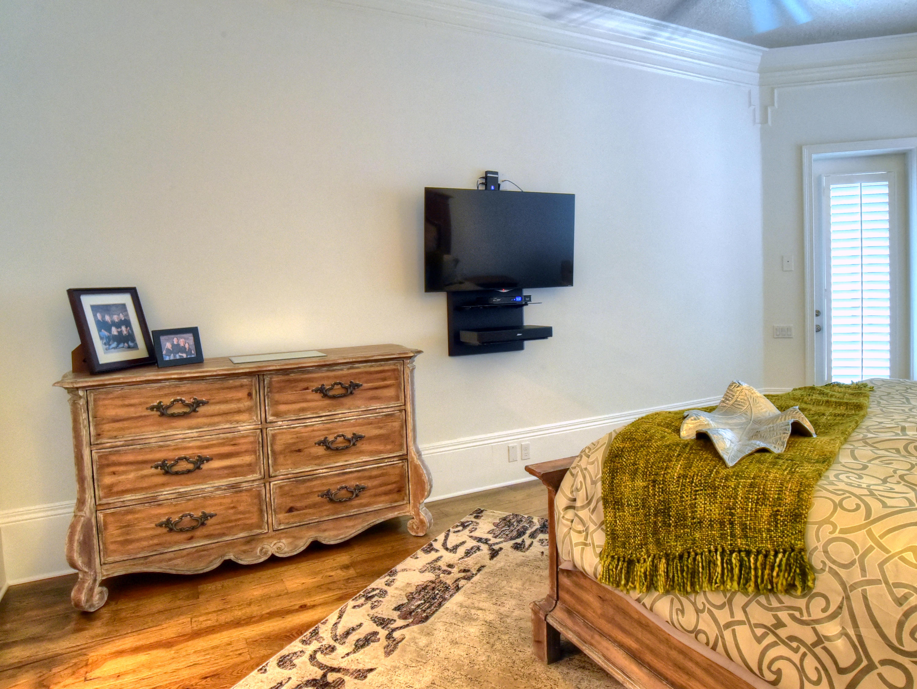 BURNT PINE - Residential