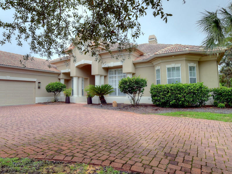 BURNT PINE - Residential