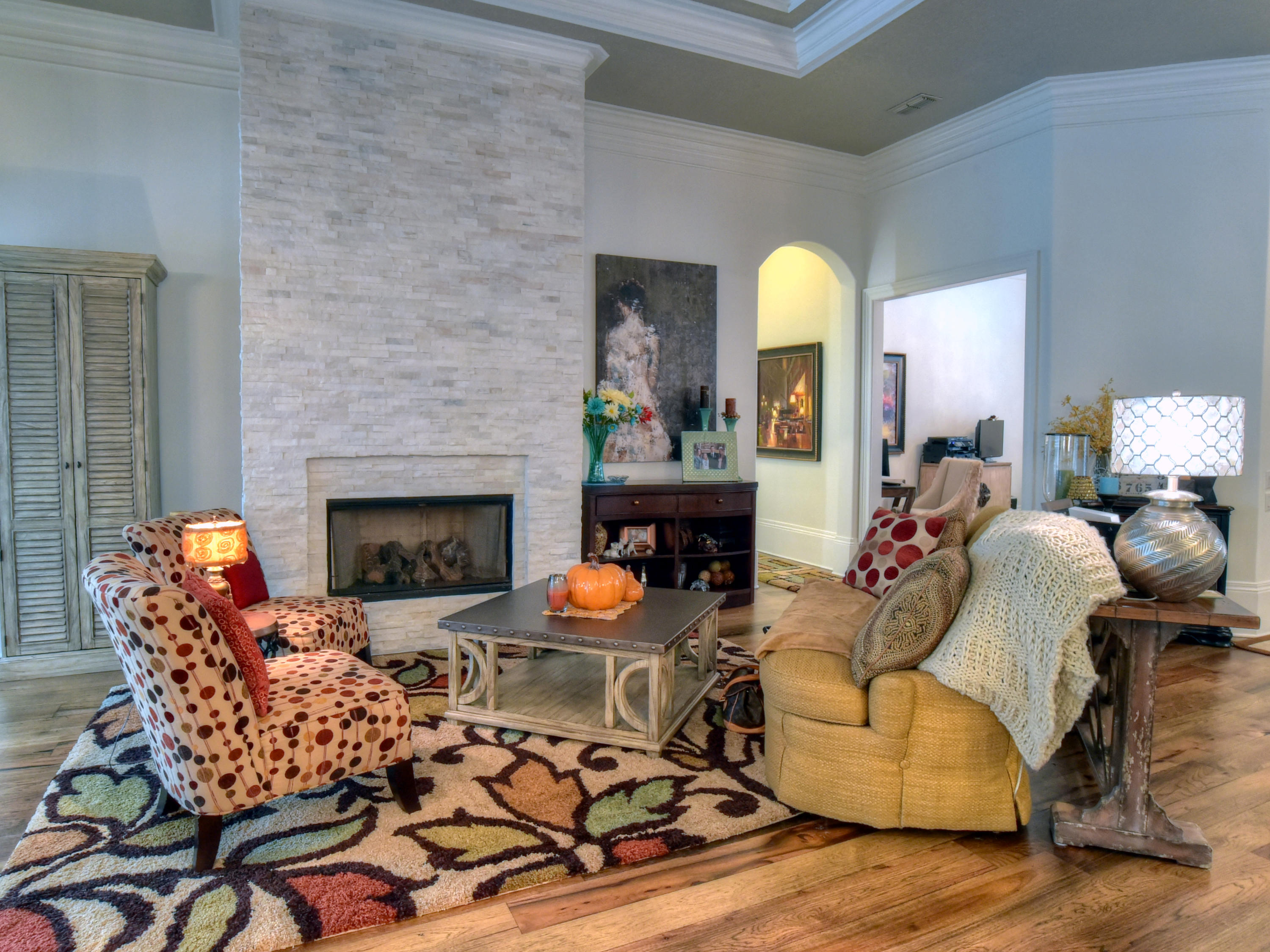 BURNT PINE - Residential