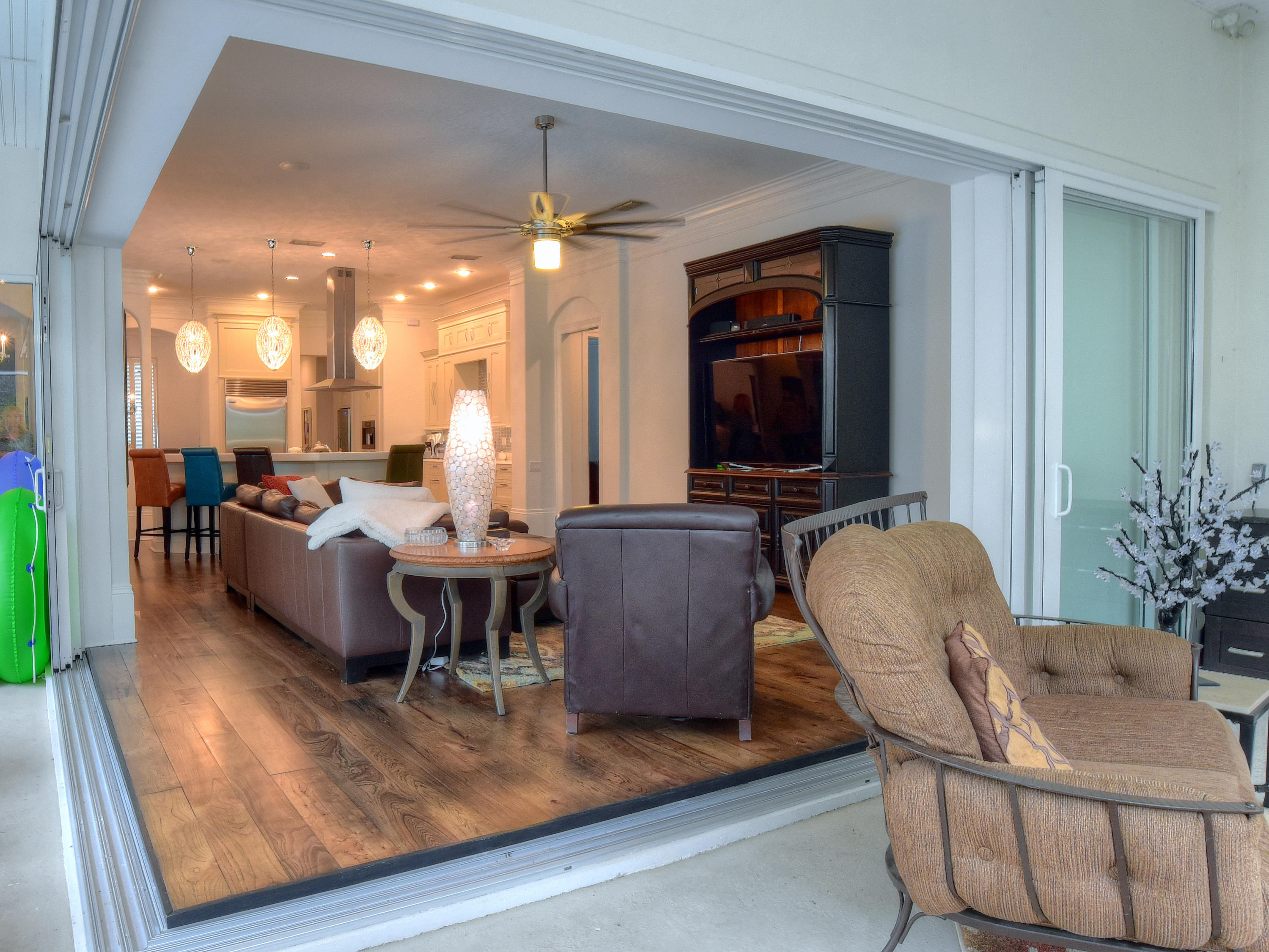 BURNT PINE - Residential