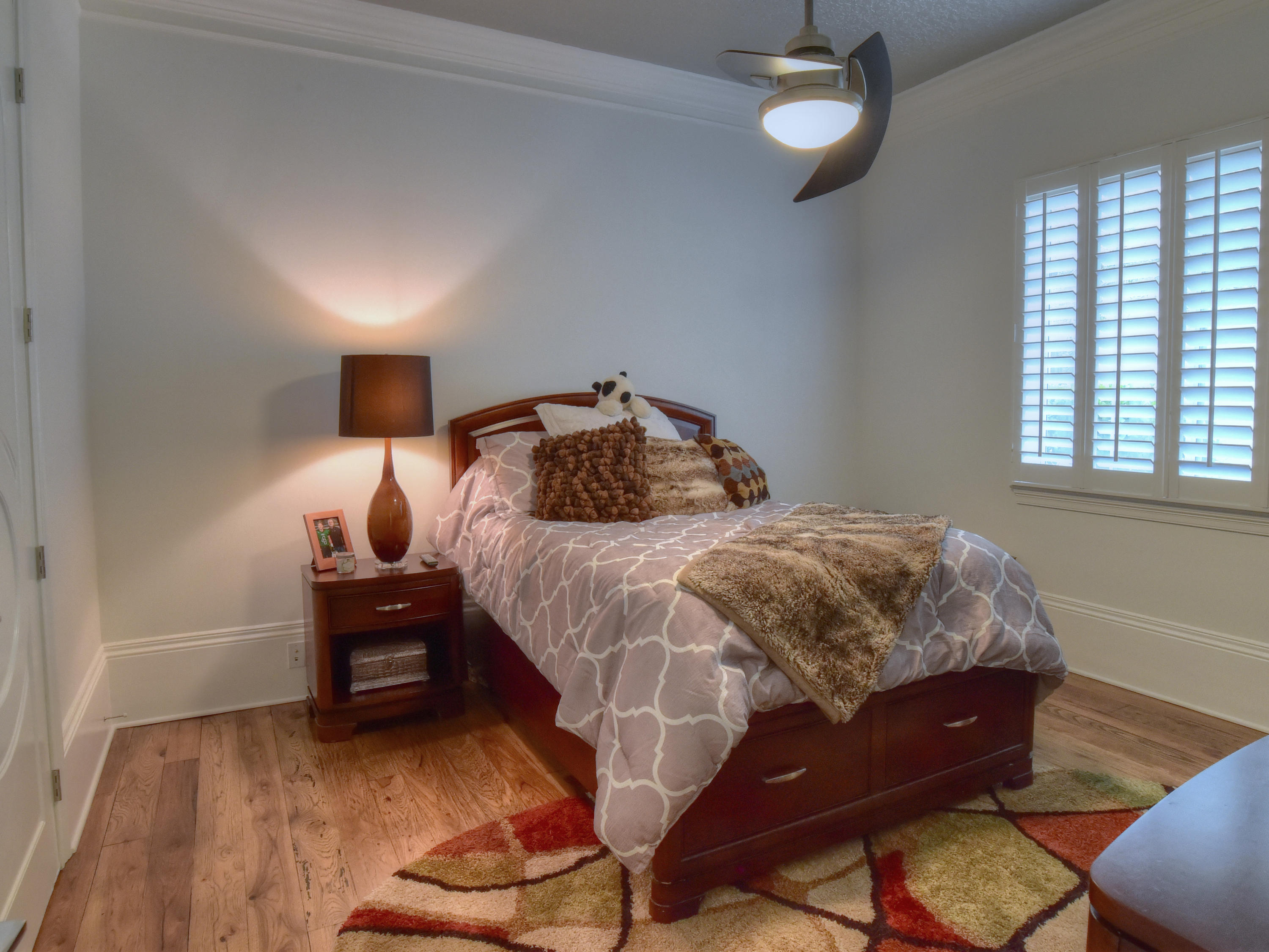 BURNT PINE - Residential