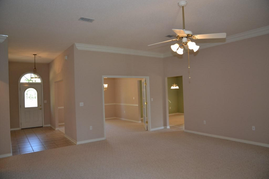 KENNEDY LAKE (UNRECORDED) - Residential