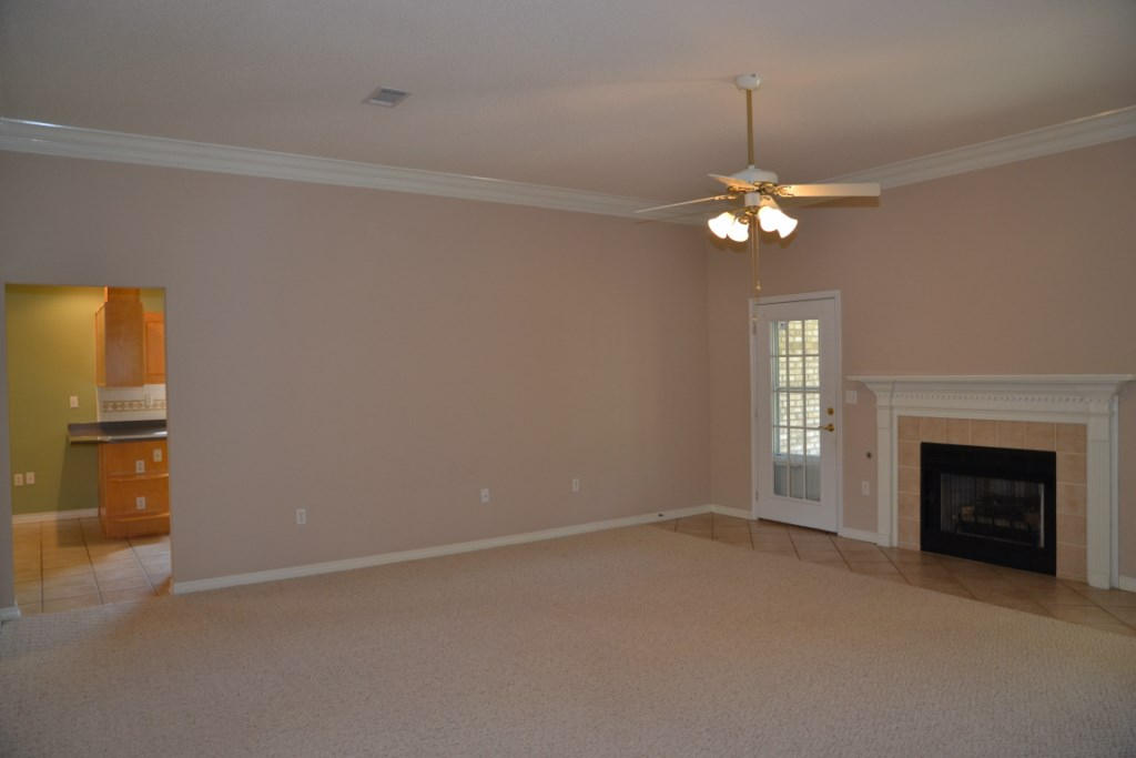 KENNEDY LAKE (UNRECORDED) - Residential