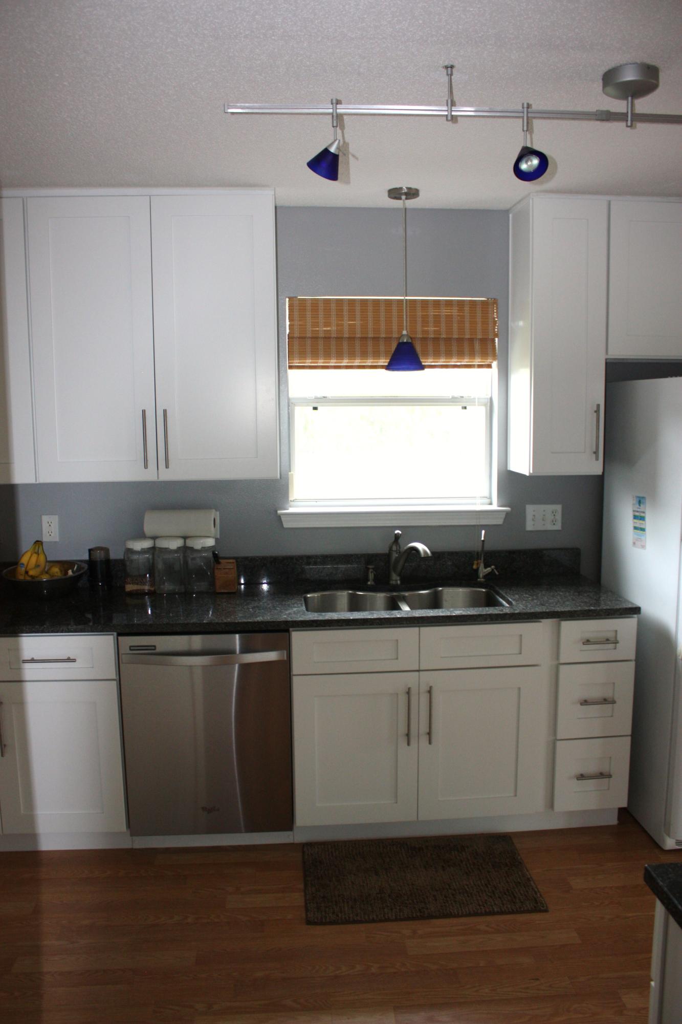 SKY RIDGE ESTATES 1ST ADD - Residential Lease