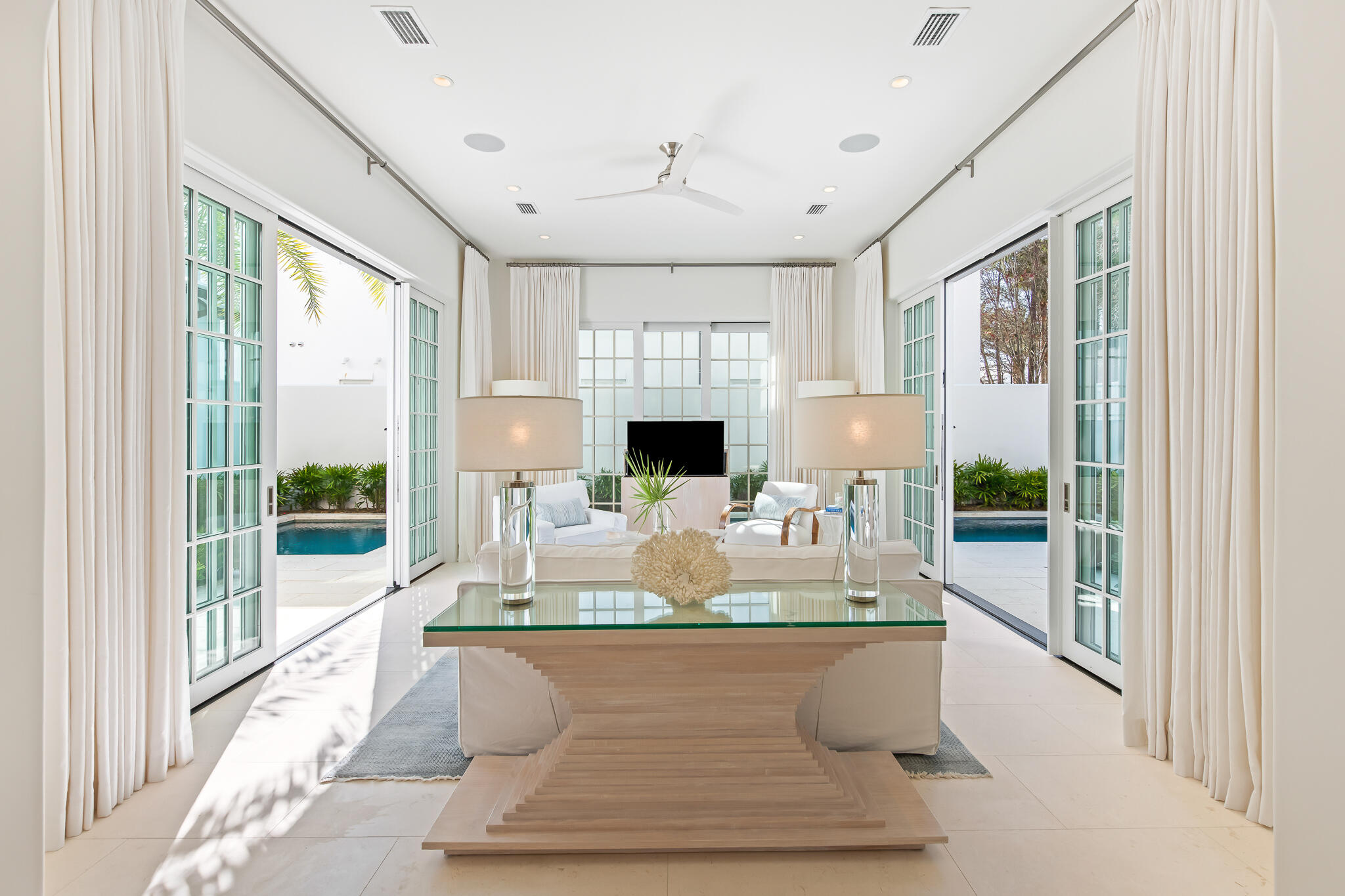ALYS BEACH - Residential