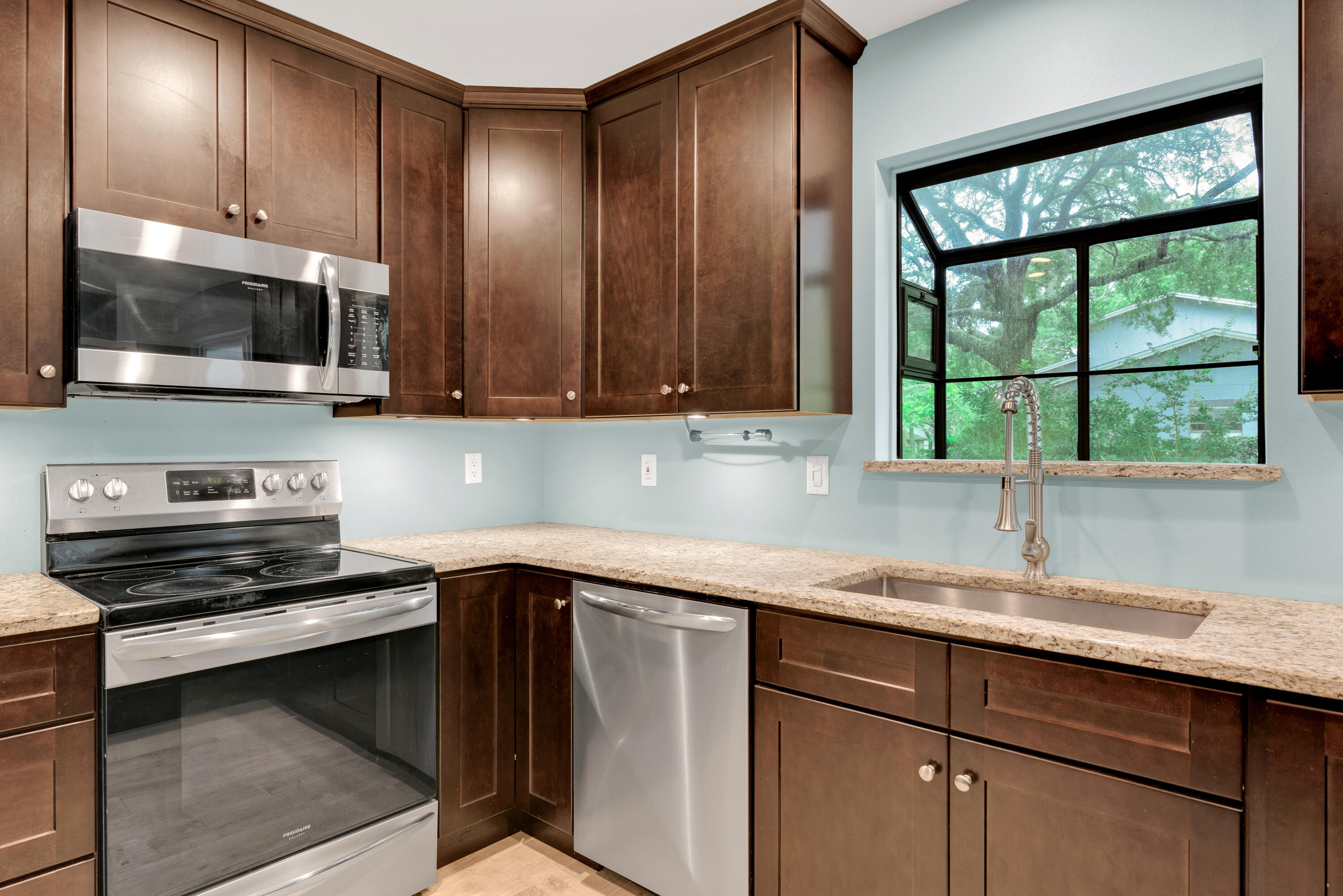 BRIARWOOD S/D - Residential