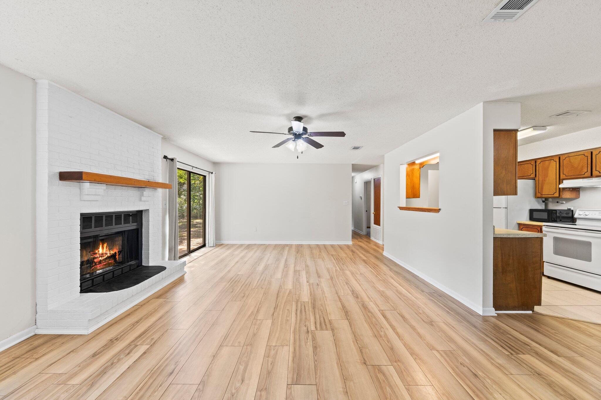MINGER S/D - Residential Lease
