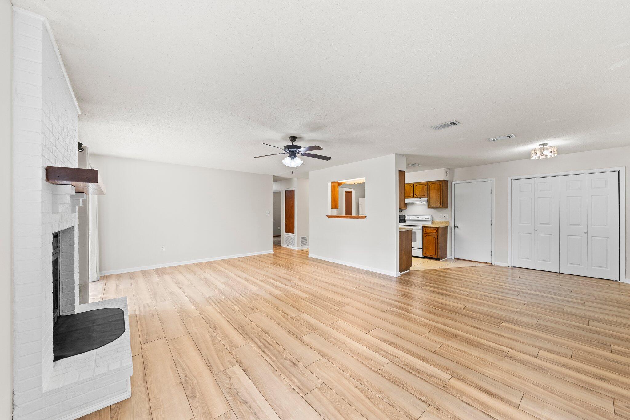 MINGER S/D - Residential Lease