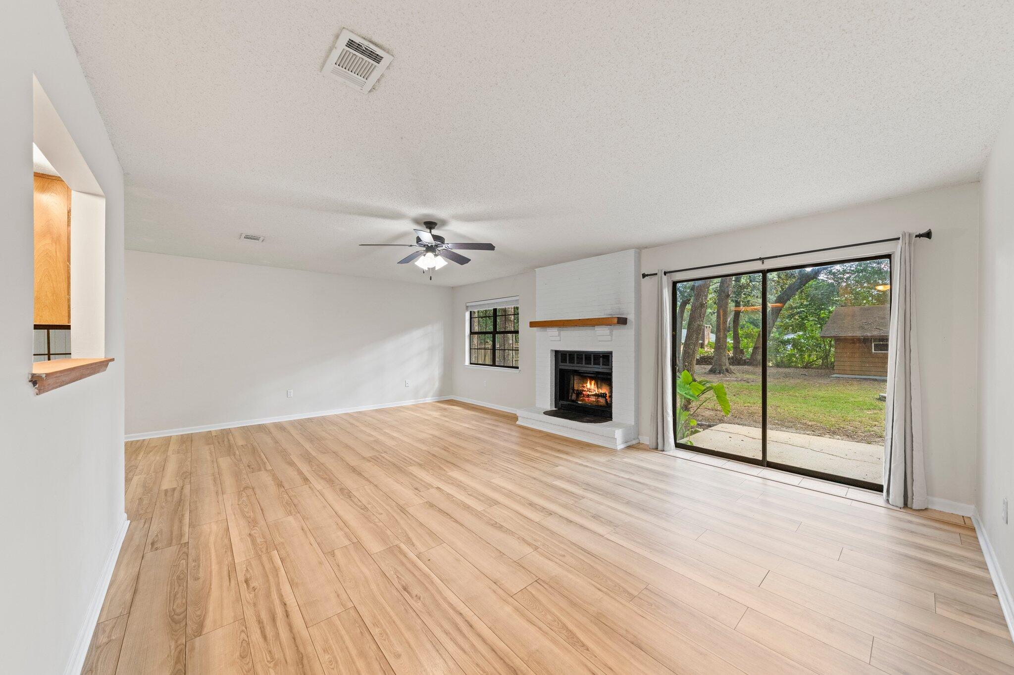 MINGER S/D - Residential Lease