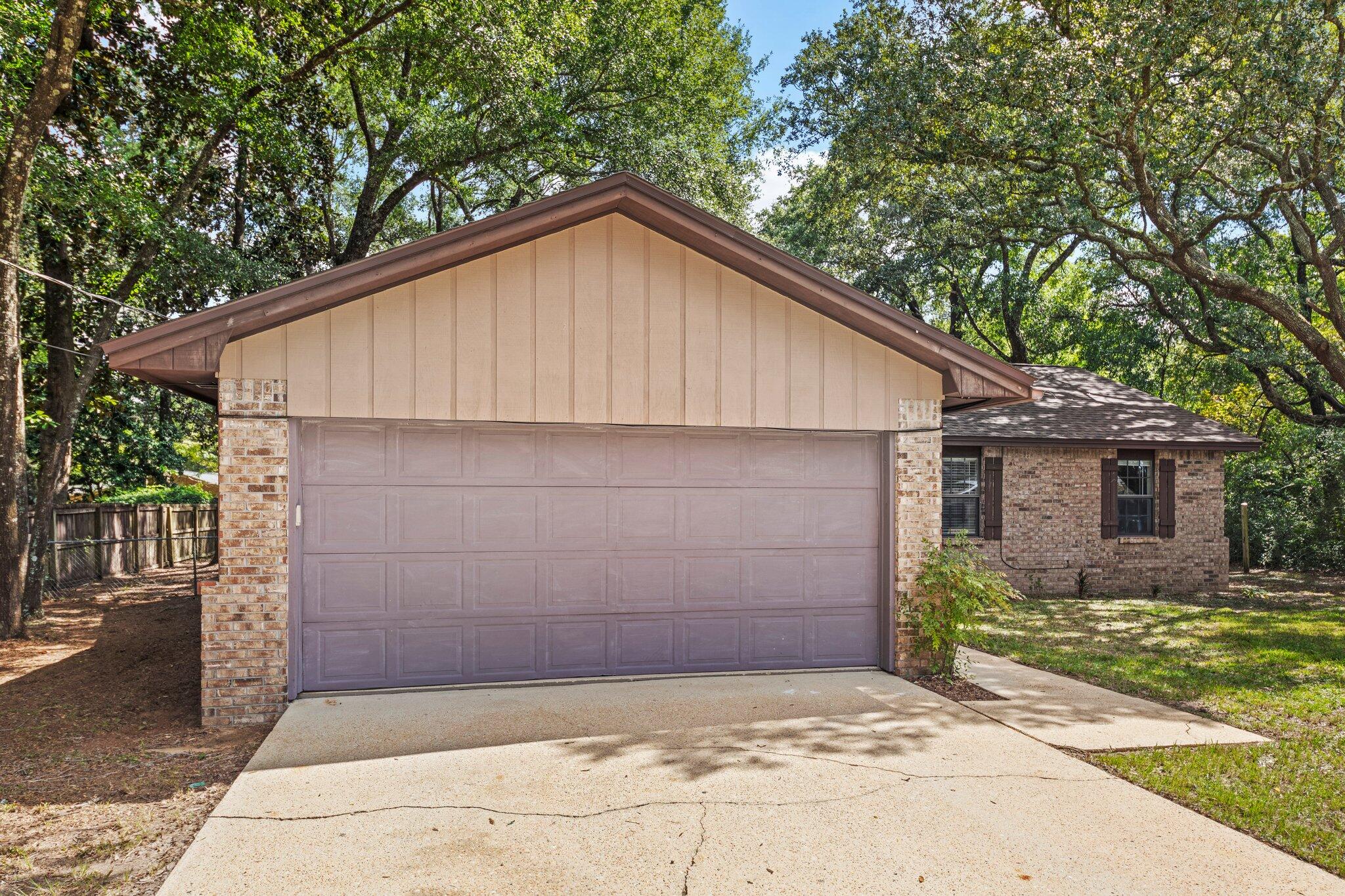 MINGER S/D - Residential Lease