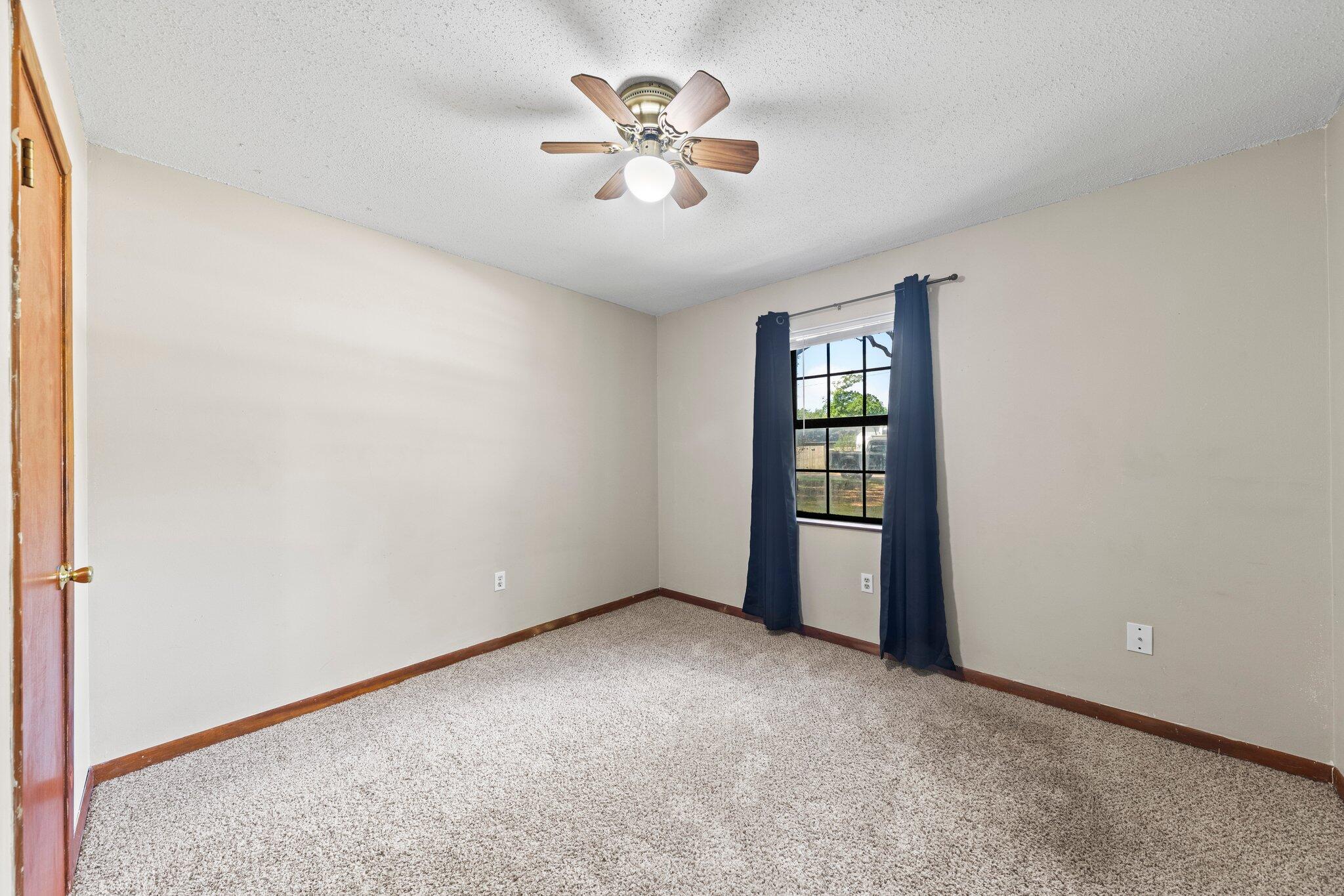 MINGER S/D - Residential Lease