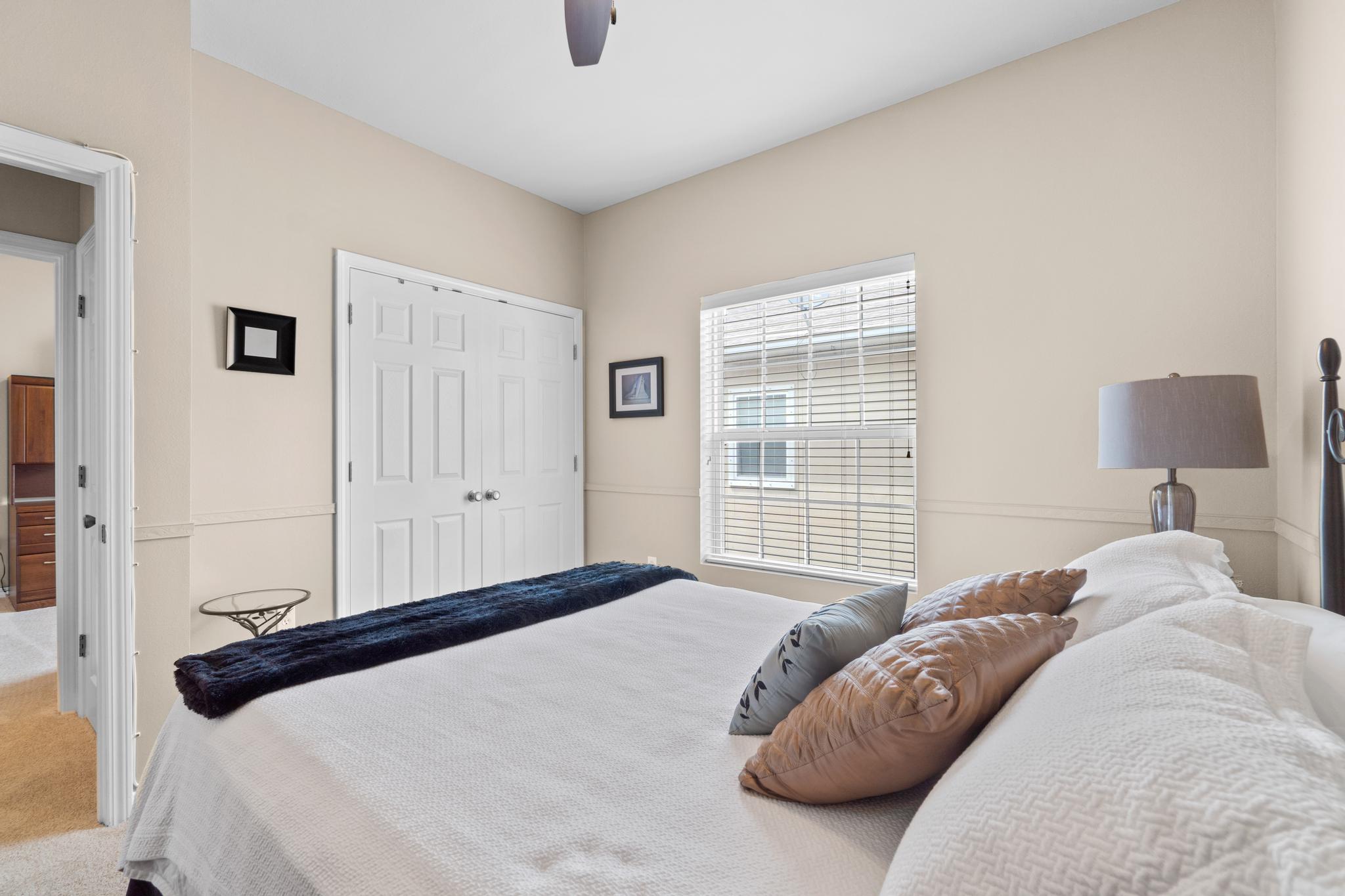 MERIDIAN SQUARE TOWNHOMES - Residential