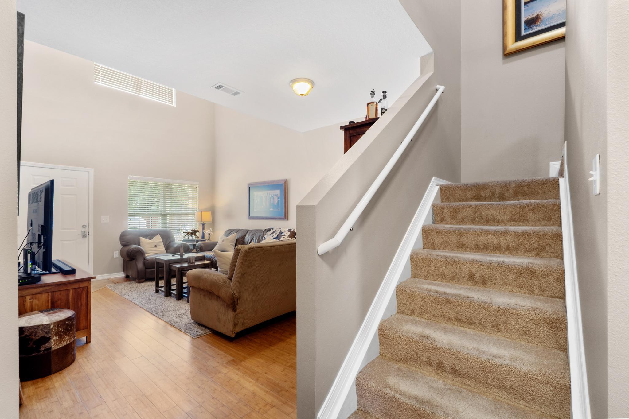 MERIDIAN SQUARE TOWNHOMES - Residential