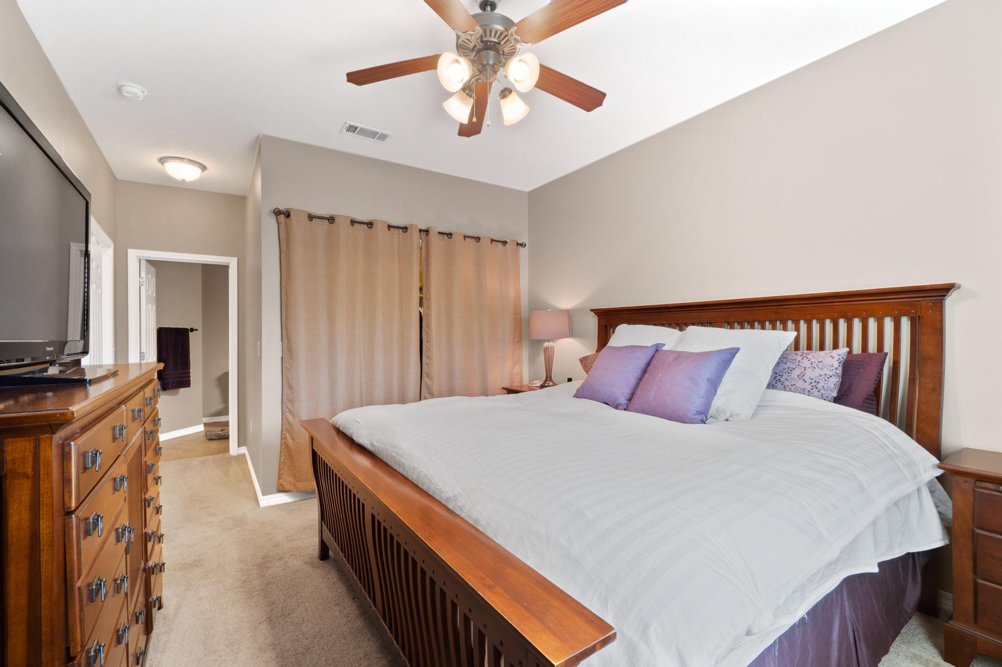 MERIDIAN SQUARE TOWNHOMES - Residential