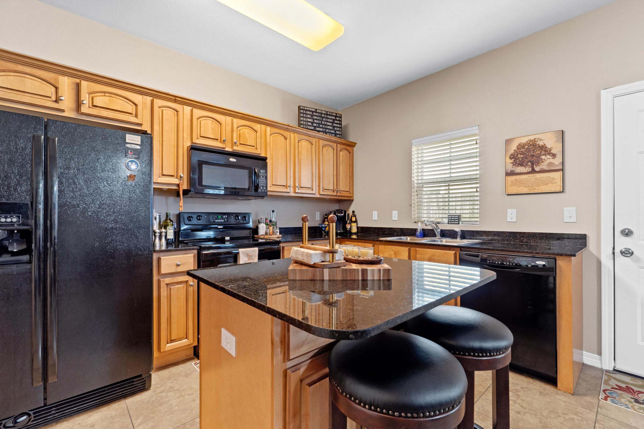 MERIDIAN SQUARE TOWNHOMES - Residential