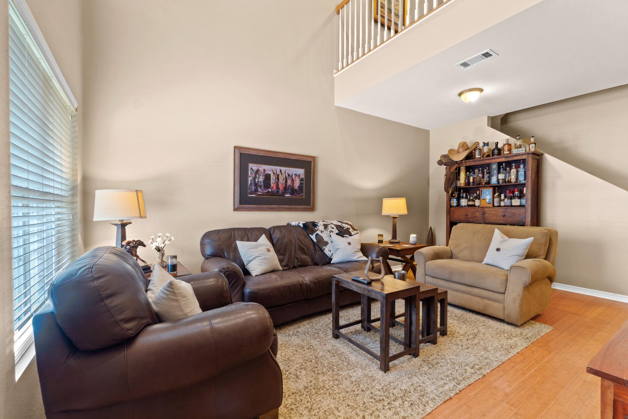 MERIDIAN SQUARE TOWNHOMES - Residential