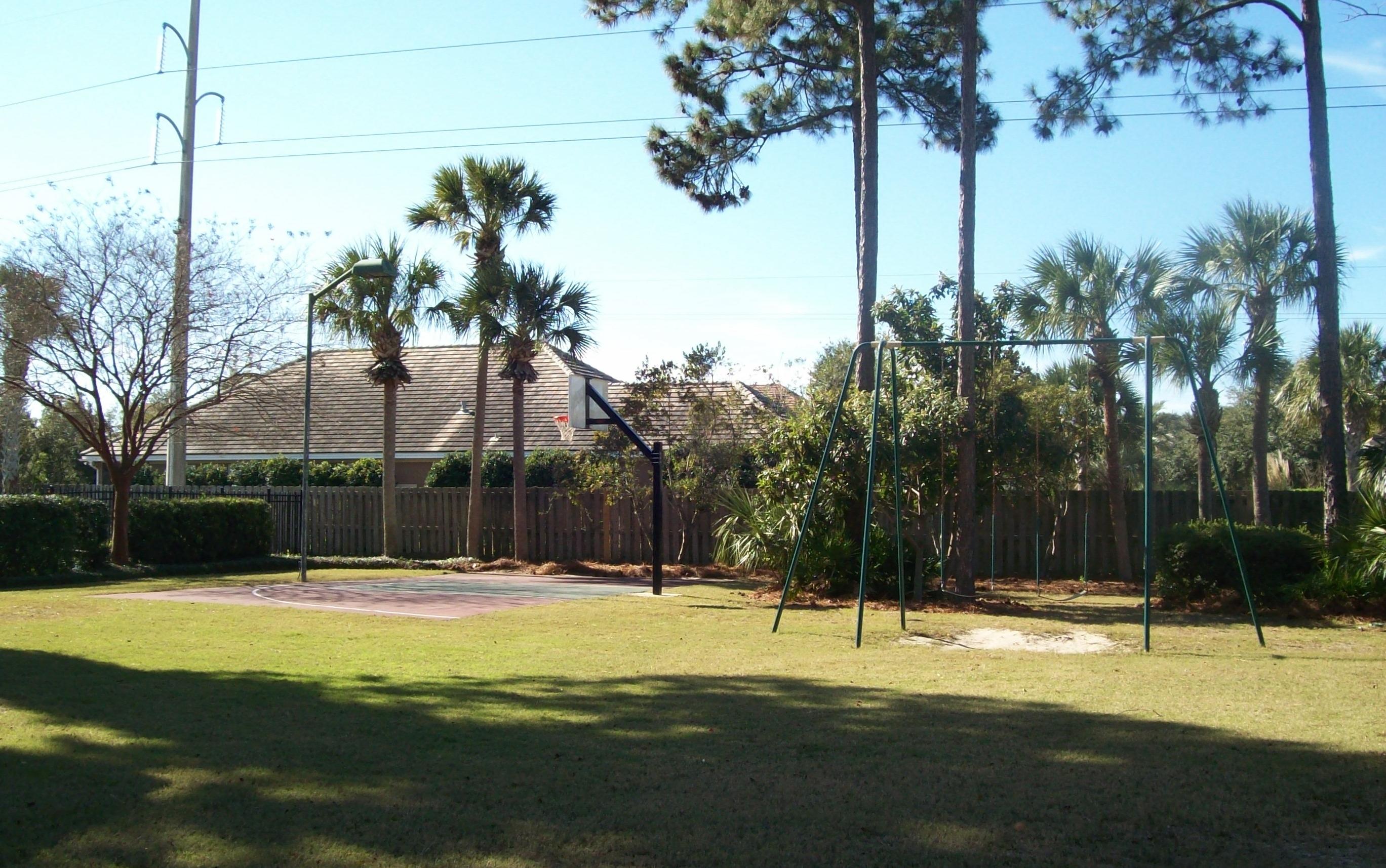 EMERALD LAKES PH 1 - Residential