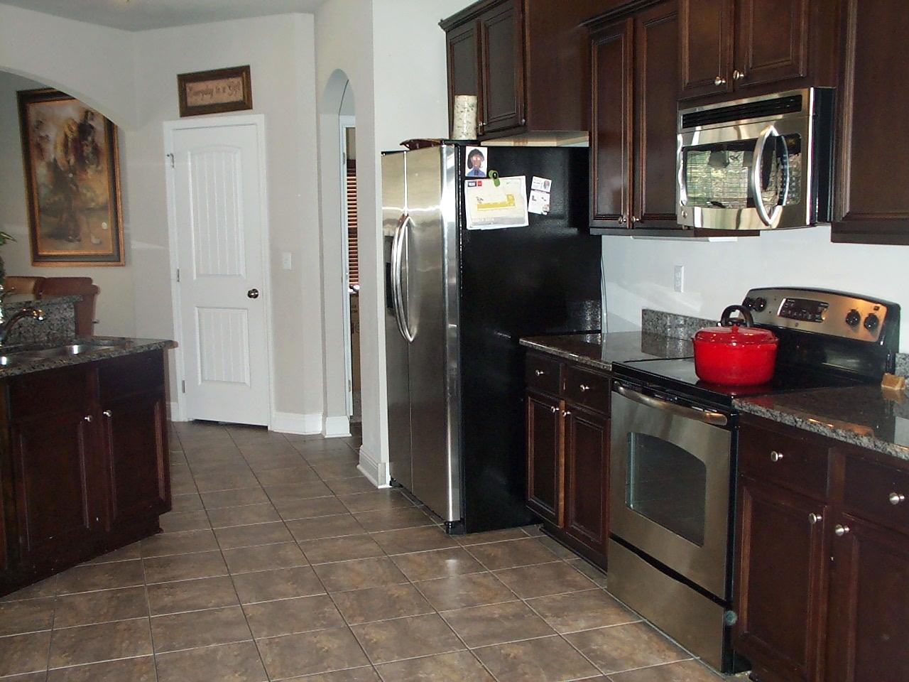 SUMMERSET ESTATES - Residential