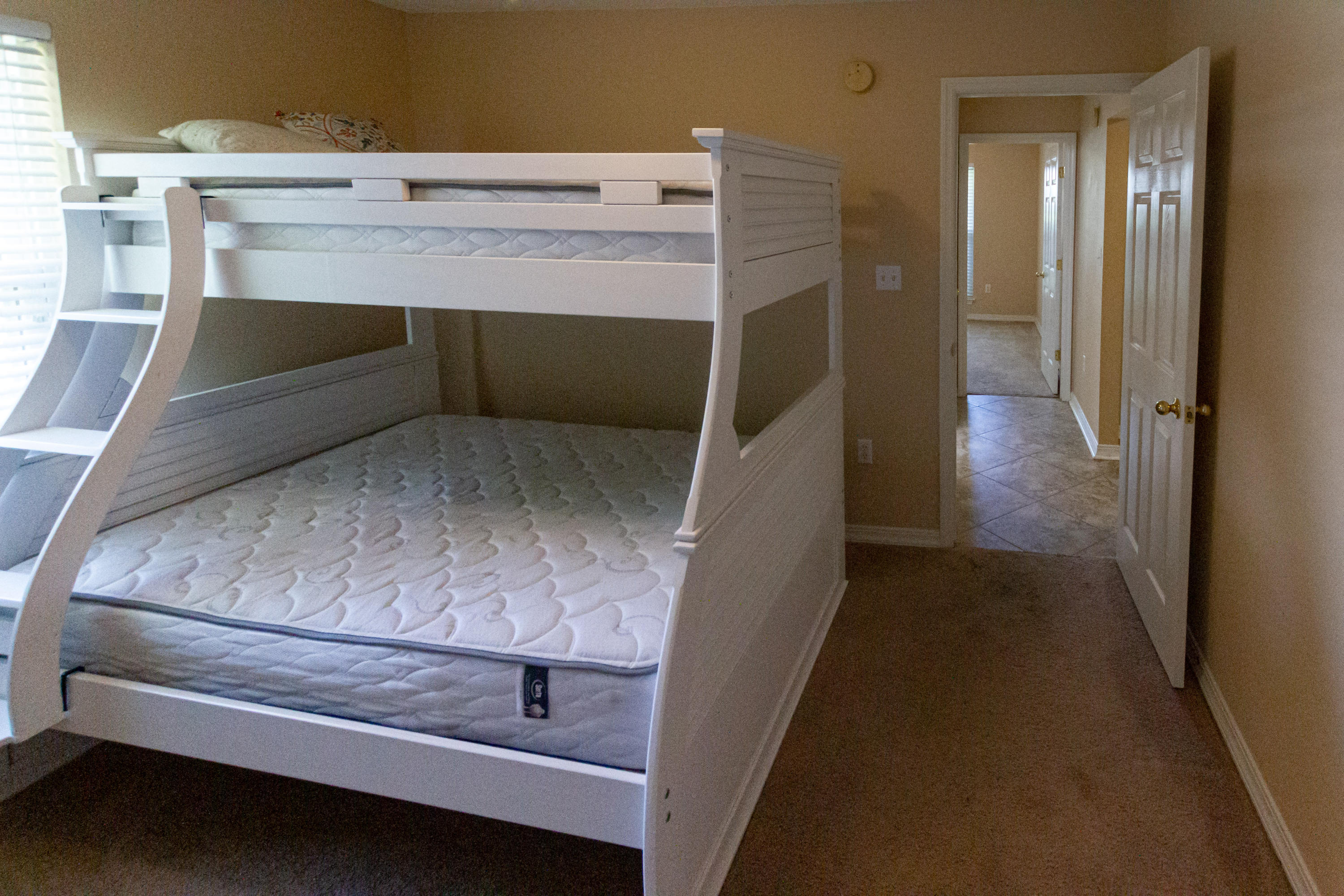 SUNSAIL S/D LOT 35 - Residential