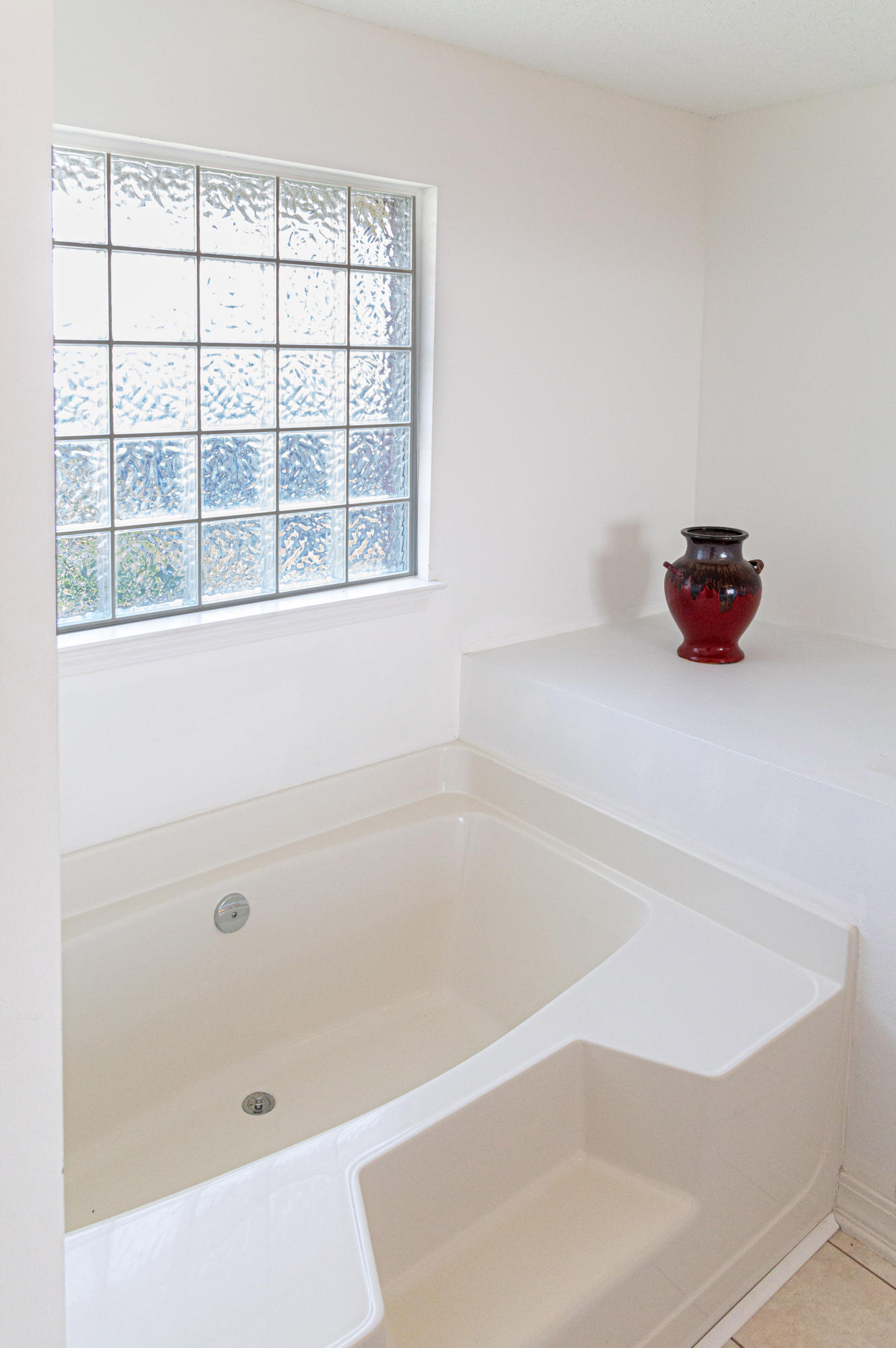 SUNSAIL S/D LOT 35 - Residential