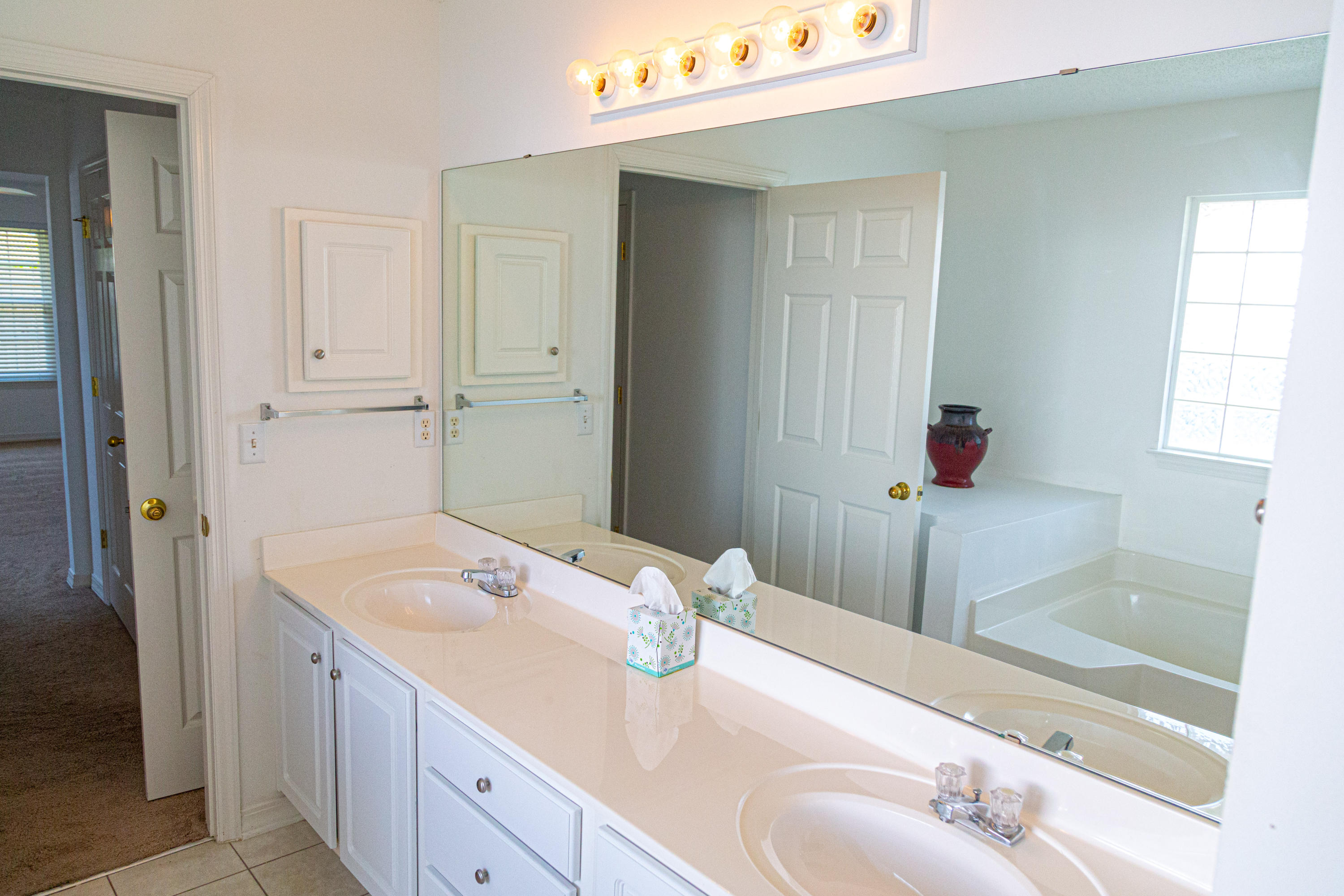 SUNSAIL S/D LOT 35 - Residential