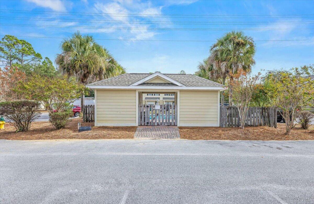 THE PALMS OF FREEPORT - Residential