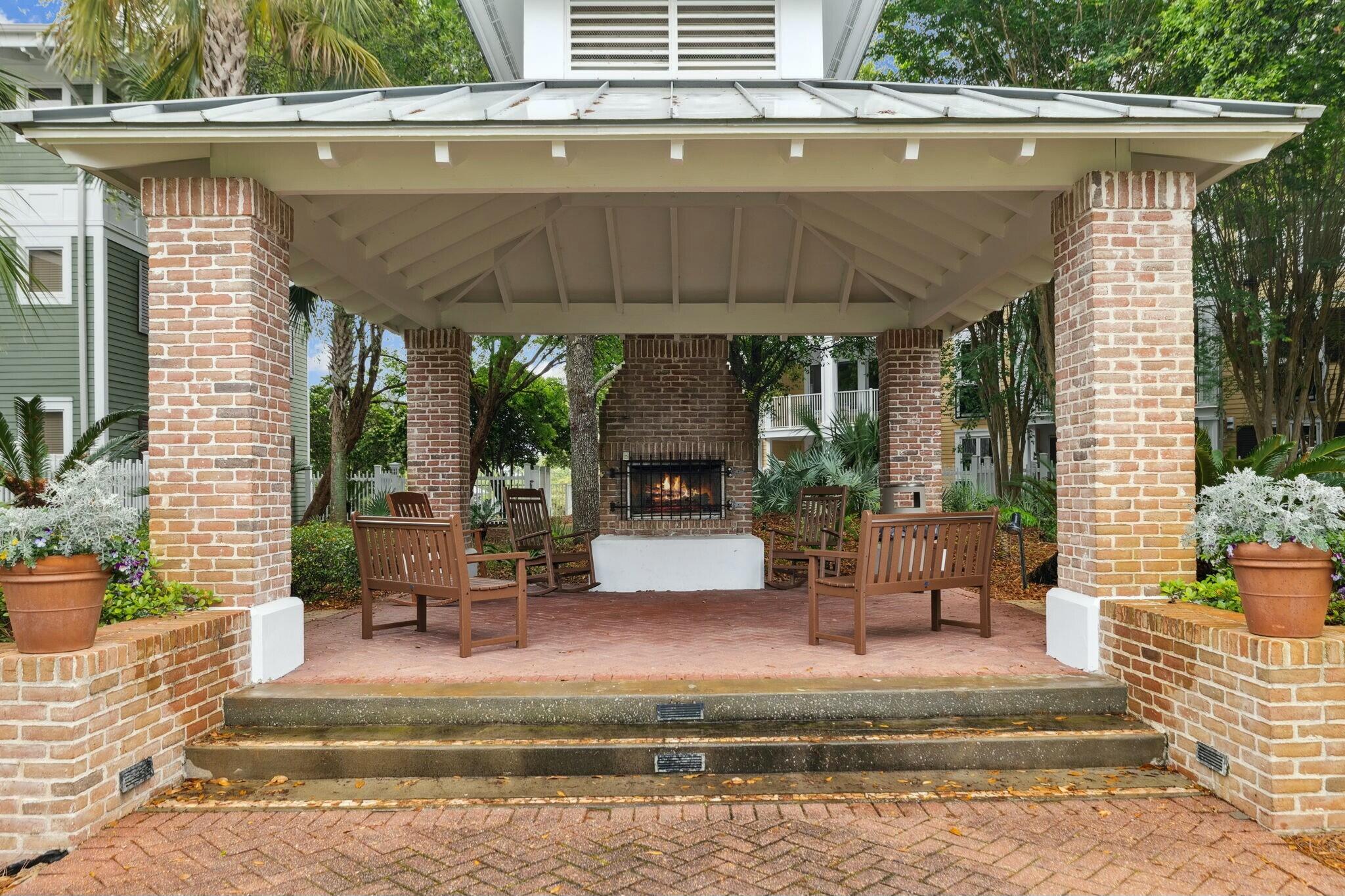 MARKET STREET INN - Residential